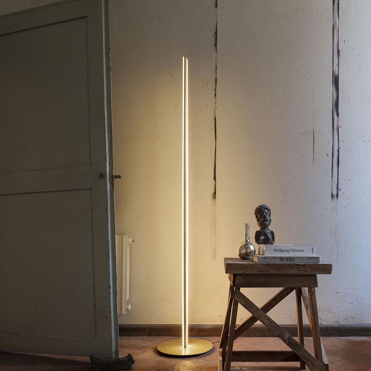 Flos Coordinates Floor Lamp in Anodized Champagne by Michael Anastassiades In Excellent Condition For Sale In Brooklyn, NY