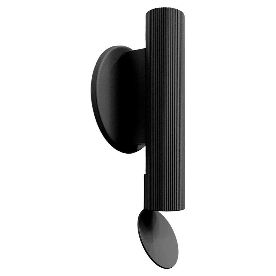 Aplique de pared pequeño para interior/exterior Flos Flauta en negro by Patricia Urquiola