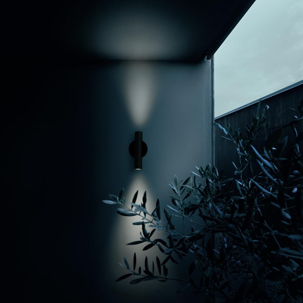 Flos Flauta Spiga Large Indoor Wall Sconce in Black by Patricia Urquiola In New Condition For Sale In Brooklyn, NY