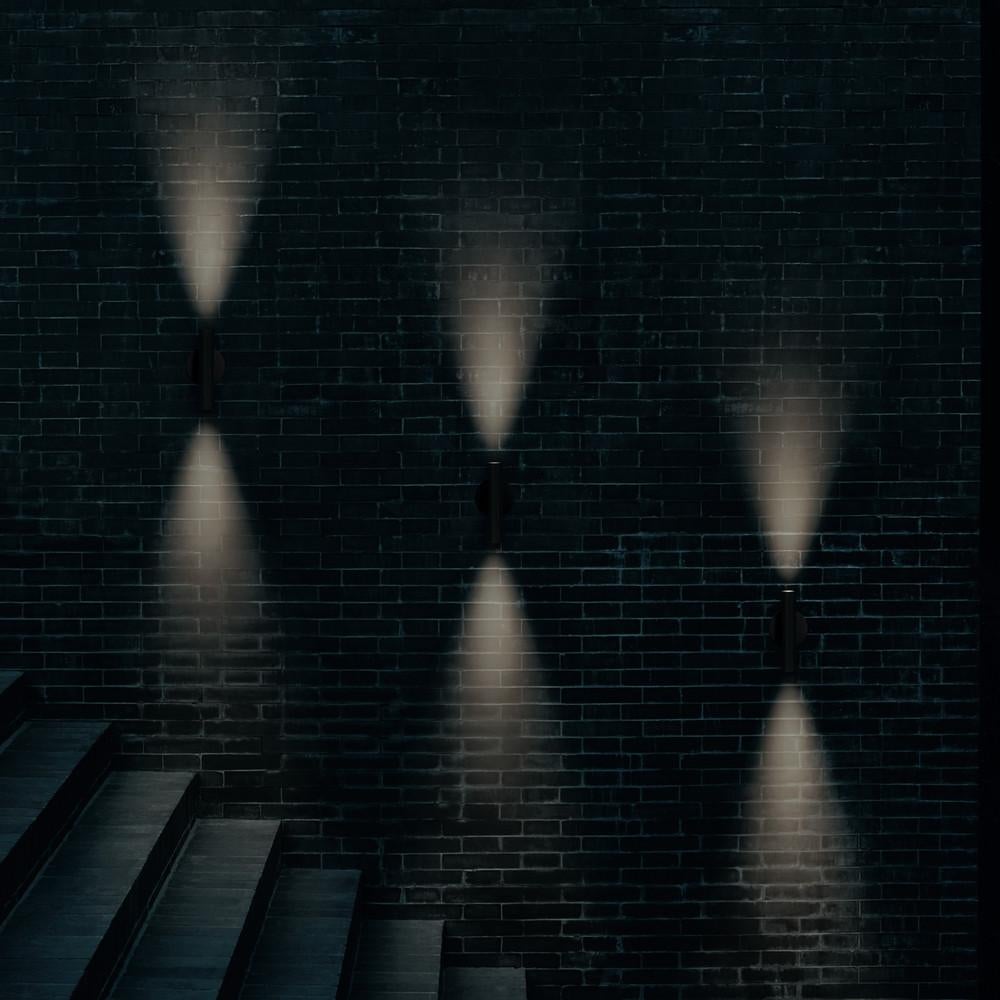 Flos Flauta Spiga Small Indoor Wall Sconce in Black by Patricia Urquiola For Sale 4
