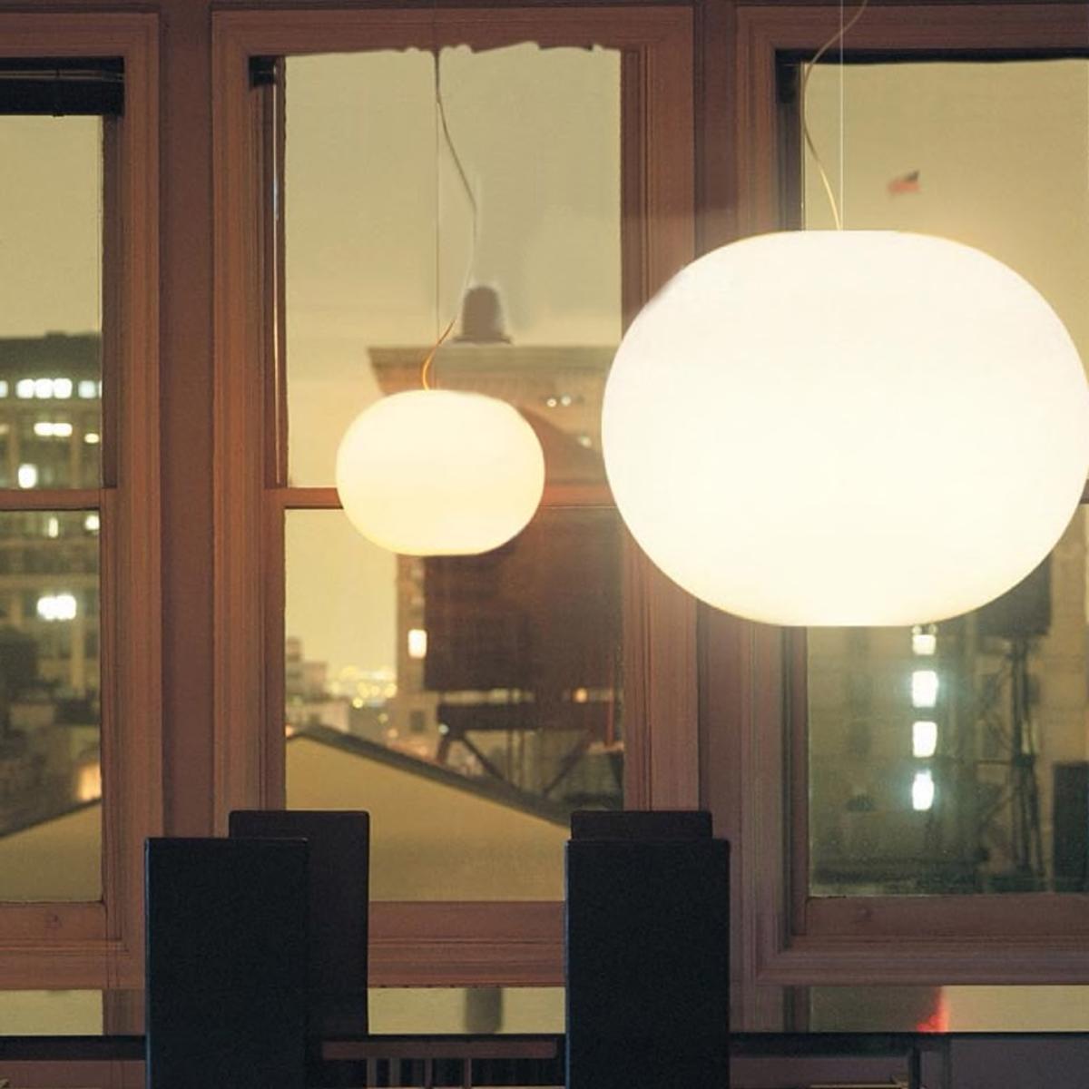 Italiano Lampada a sospensione moderna Jasper Morrison Sphere Glass Stainless Steel S1 per FLOS in vendita