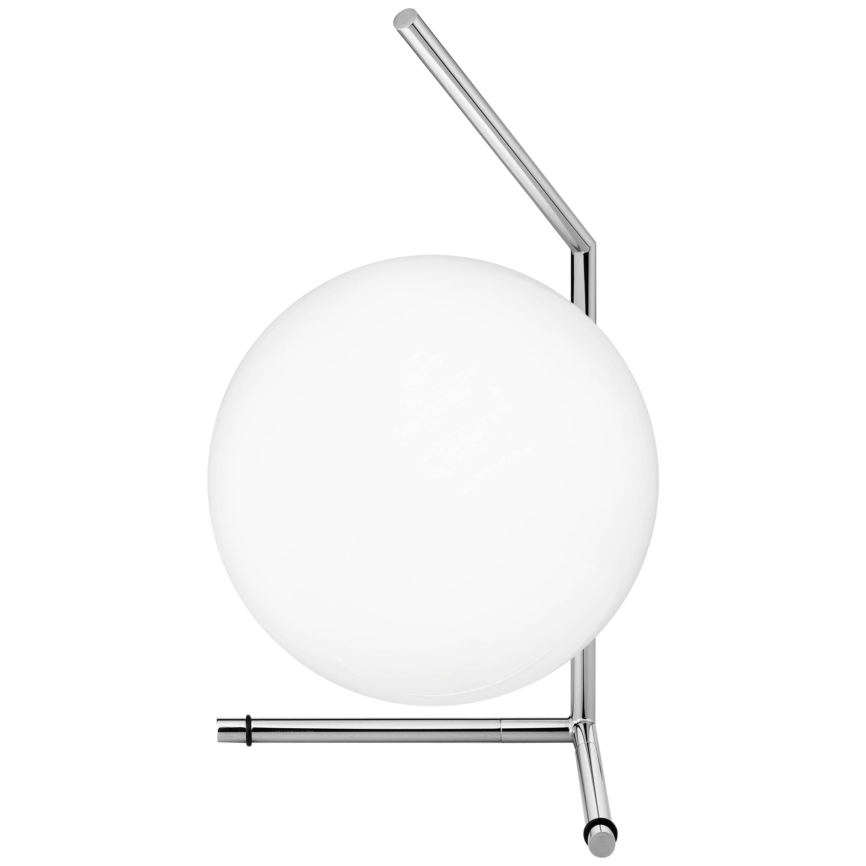 Michael Anastassiades Moderne minimalistische Tischlampe aus Chrom und Glas für FLOS im Angebot