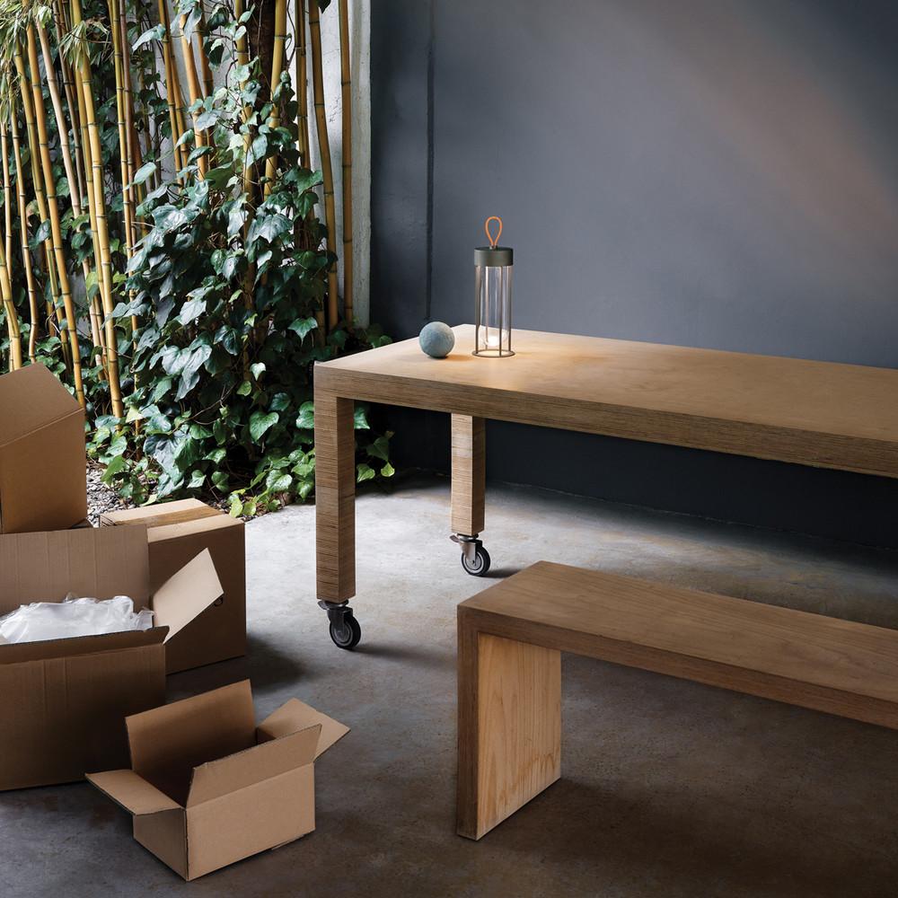 Aluminium Lampe portable Flos In Vitro 3000K non câblée en blanc de Philippe Starck en vente