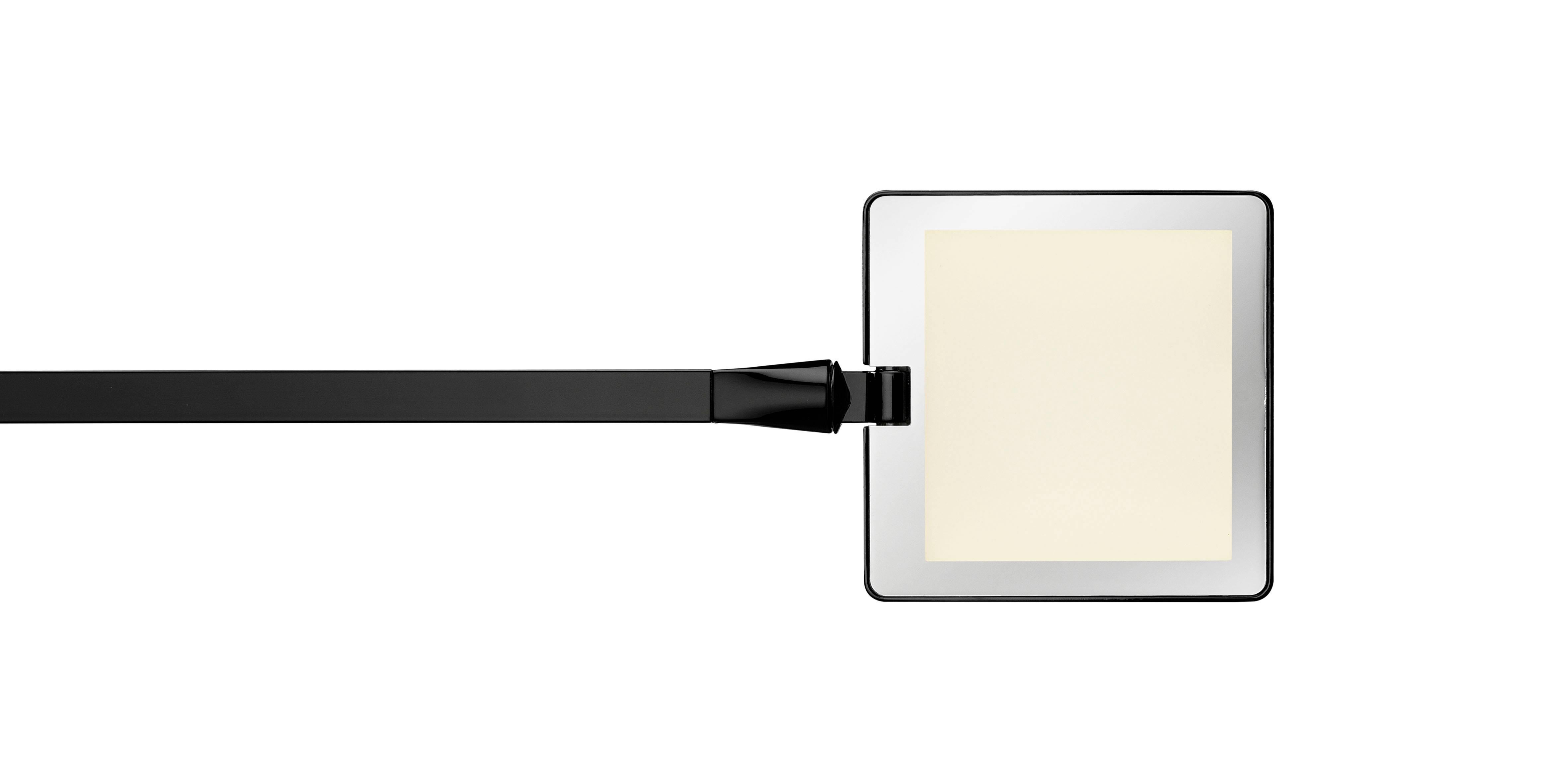 Le dernier né de la famille populaire des DEL Kelvin, le Kelvin Edge, offre l'innovation et le design épuré de la collection dans un emballage plus petit, sans sacrifier le rendement. Dotée de la technologie exclusive Edge Lighting Technology™ dont