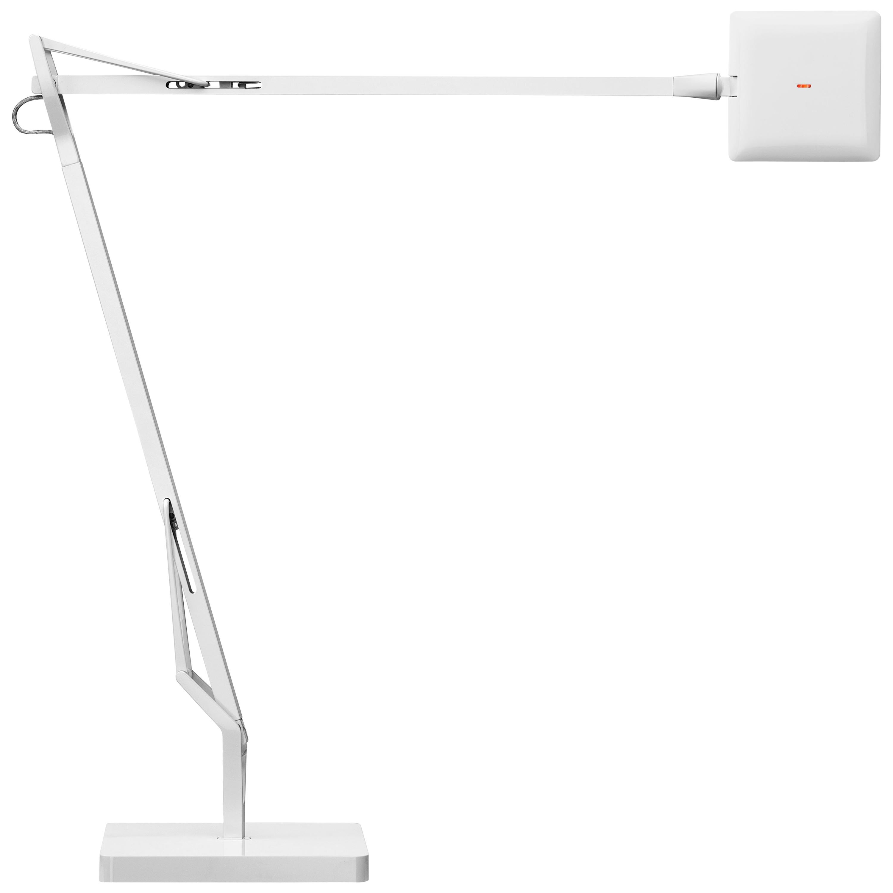 Lampe de bureau LED FLOS Kelvin Edge en blanc par Antonio Citterio en vente
