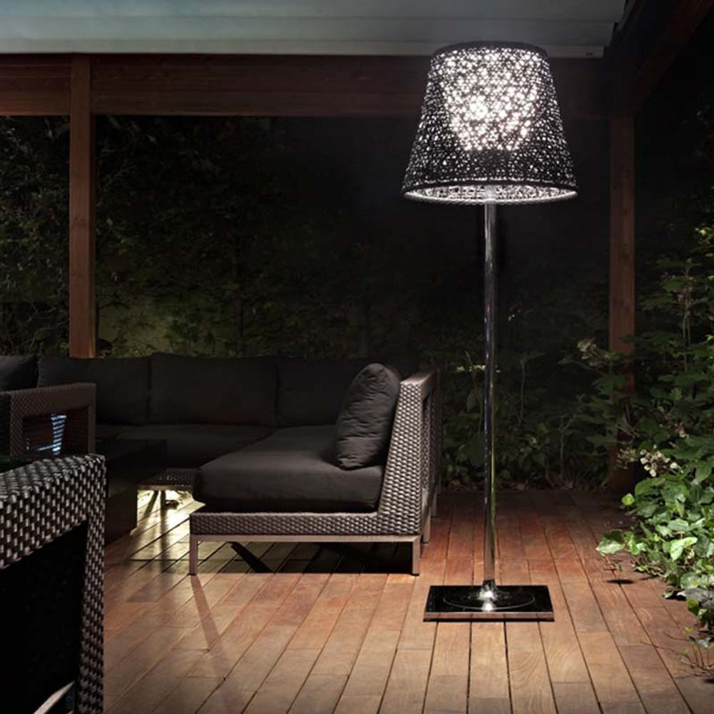 Flos KTribe Lampada da terra per esterni resistente all'acqua in Panama di Philippe Starck In condizioni Nuovo in vendita a Brooklyn, NY