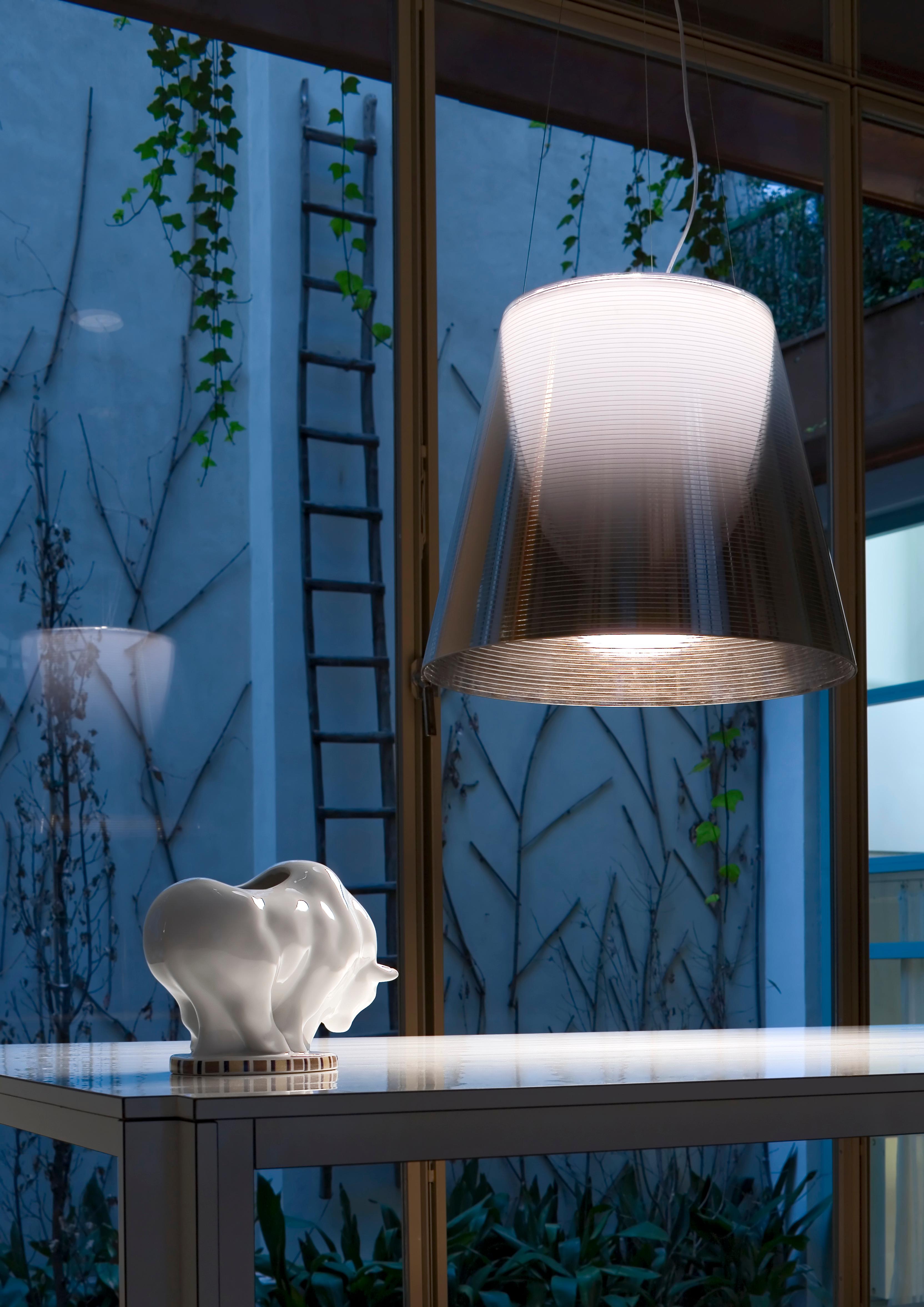 Moderne Lampe à suspension halogène FLOS Ktribe S2 en fumee de Philippe Starck en vente