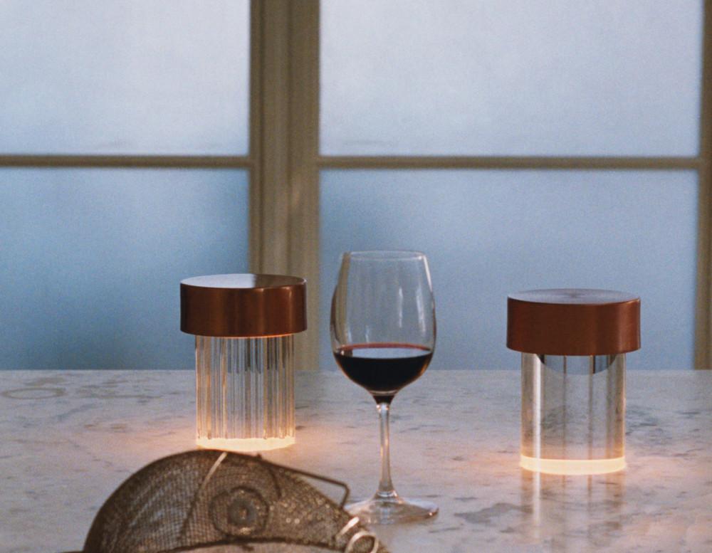 Lampada da tavolo ricaricabile per interni Flos Last Order in rame con base trasparente in vendita 2