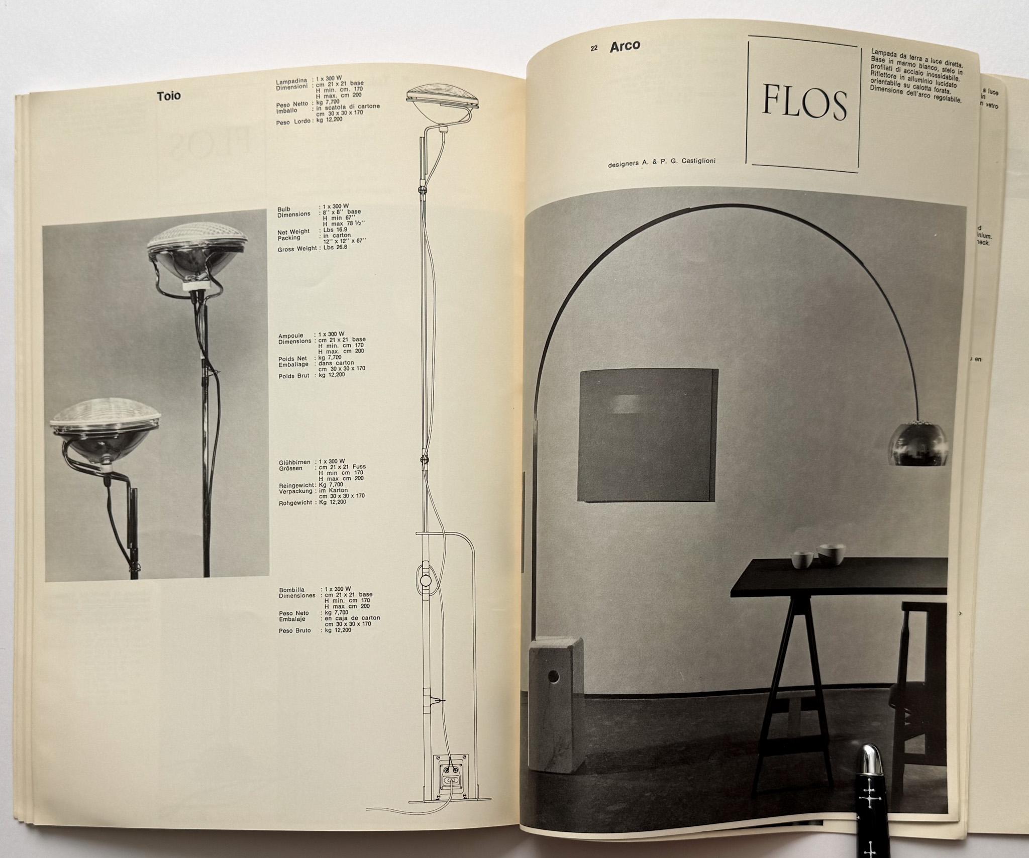 Milieu du XXe siècle Catalogue d'éclairage de Flos, 1968 en vente