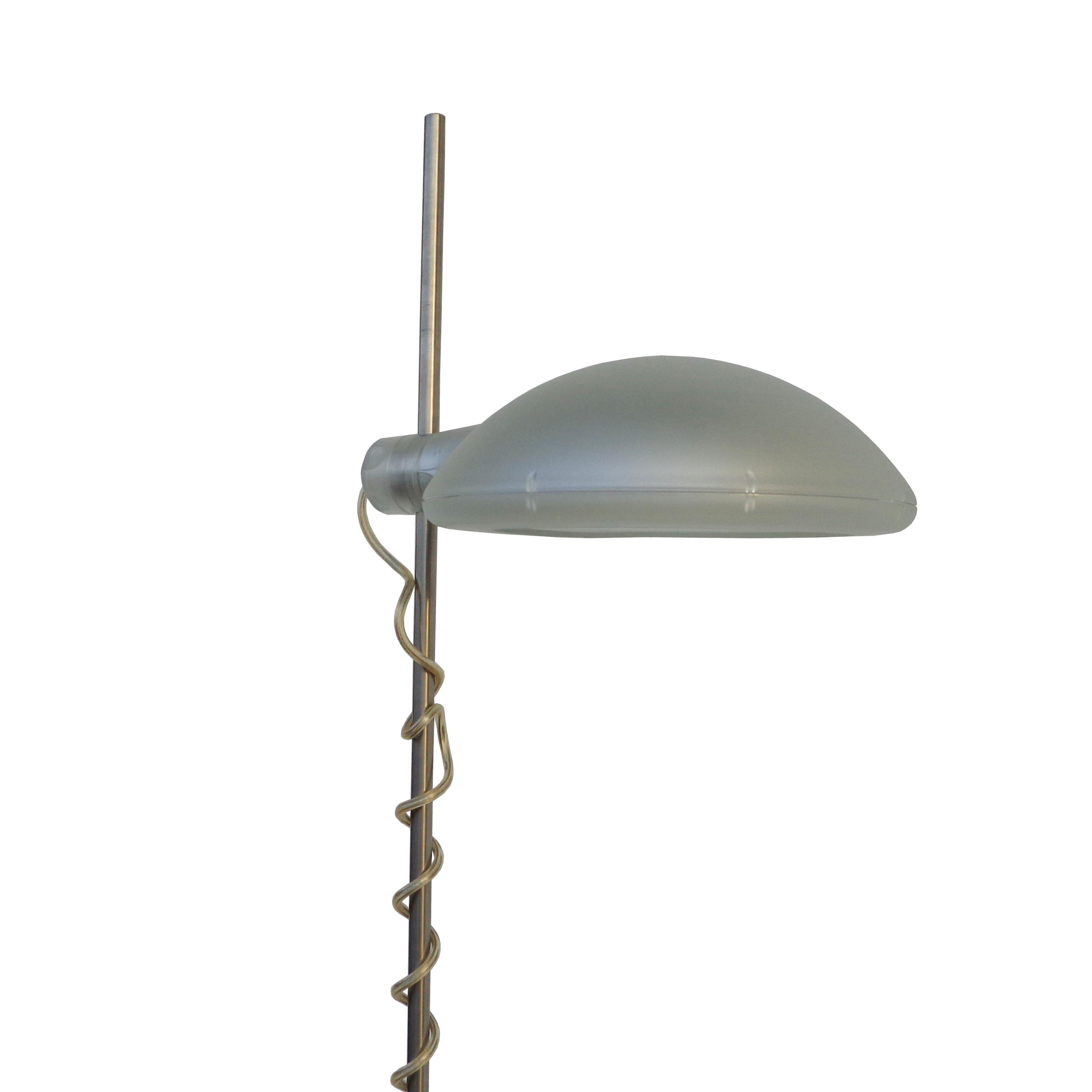 Flos Luxmaster floor lamp by Jasper Morrison 

Adjustable floor lamp made by famous Italian lighting company Flos Luxmaster and designed by award winning designer Jasper Morrison in the late 1990s-early 2000s. Includes dimmer switch, rotatable