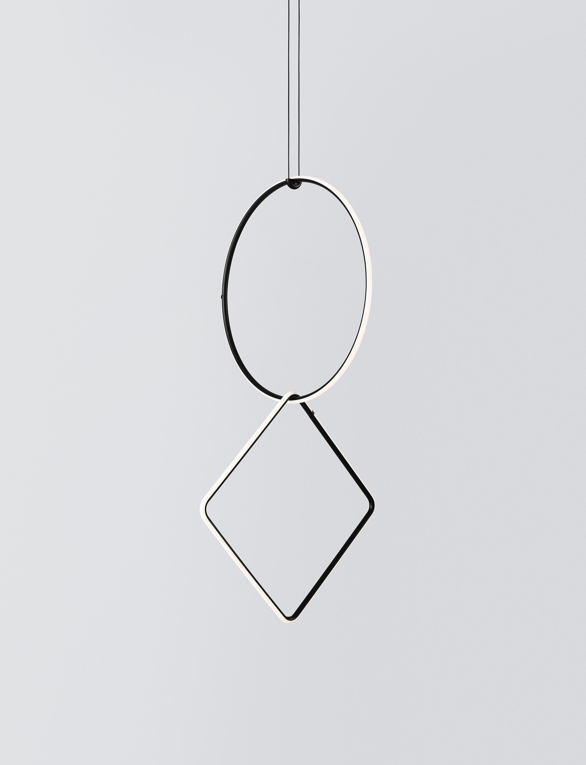 Arrangements is a modular system of geometric light elements that can be combined in different ways, creating multiple compositions into individual chandeliers. Each unit simply attaches onto the previous one as if resting, balancing perfectly as a