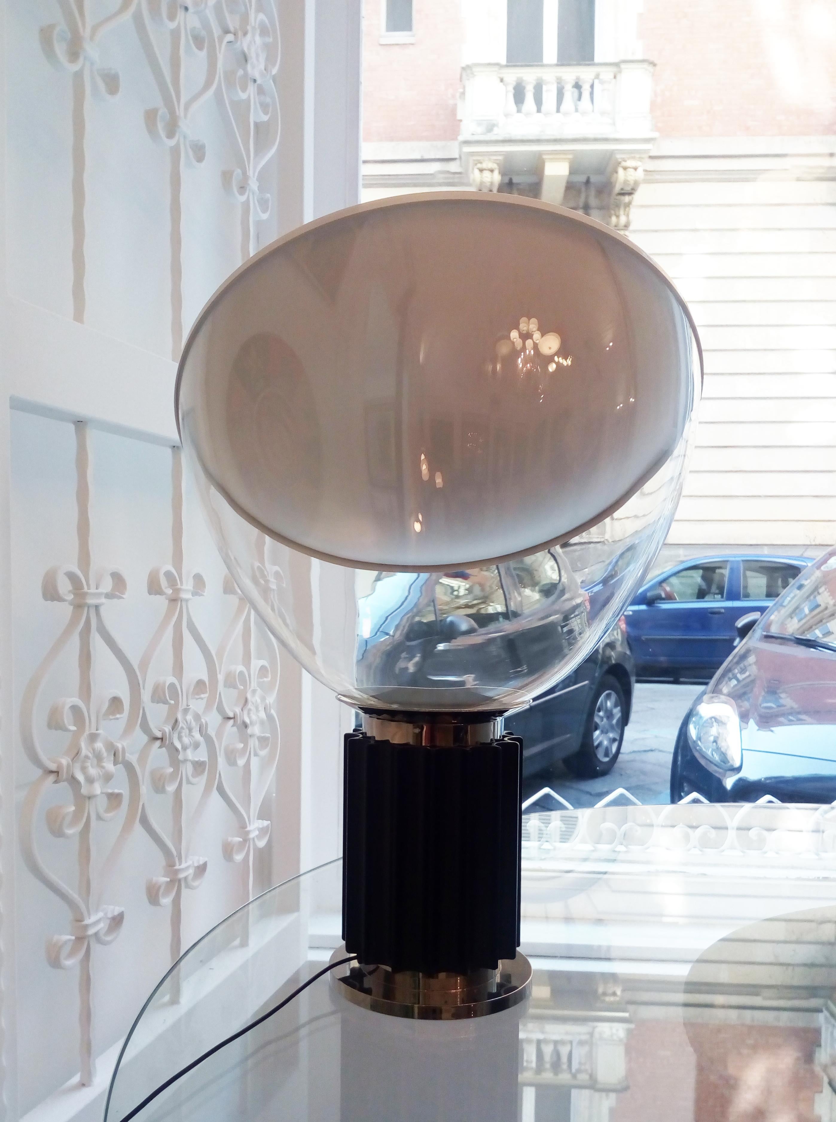 Italian Flos Mini Taccia Led Diffuser Lamp in Black, Achille & Pier Giacomo Castiglioni