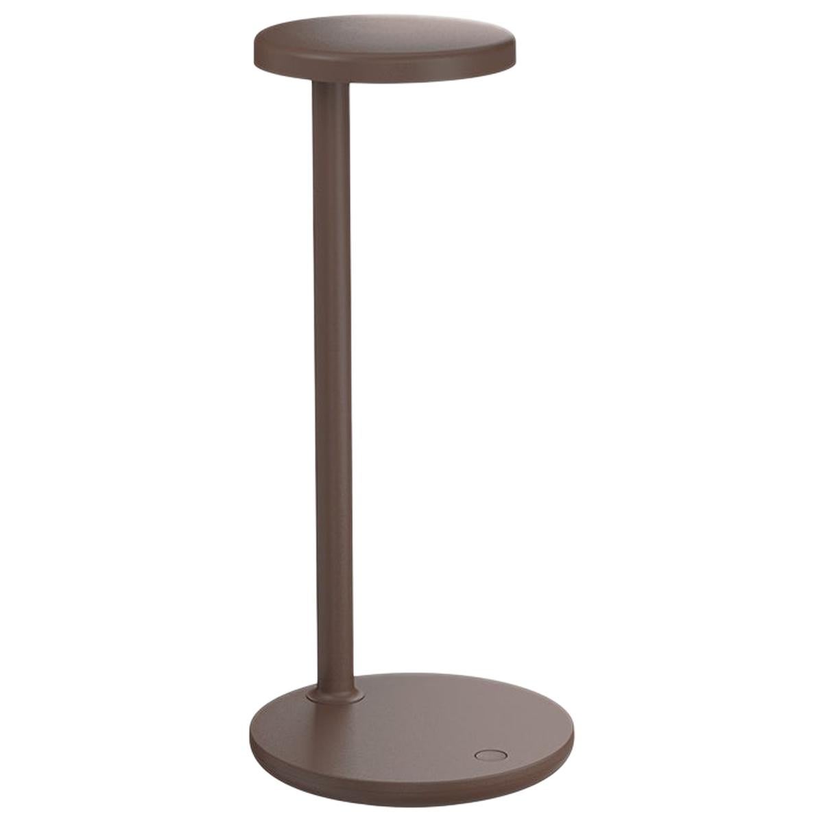 Lampe de bureau Flos Oblique 2700K en marron par Vincent Van Duysen