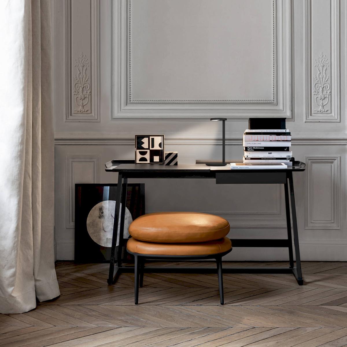 Alluminio Lampada da tavolo Flos Oblique 2700K in grigio di Vincent Van Duysen in vendita