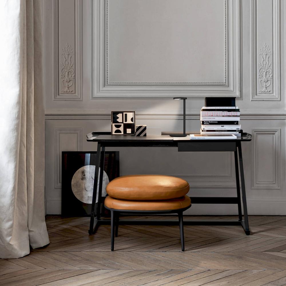 Flos Oblique LED 3000K Schreibtischlampe & Qi in Rost-orange mit Wireless Charging-Sockel im Angebot 2