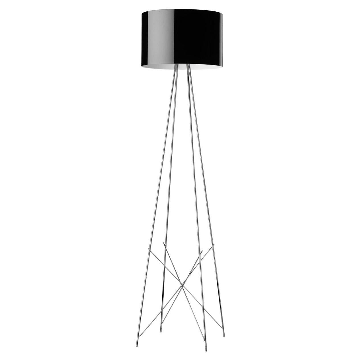Flos Ray Floor F2 Classic Dimmable Lamp in Glossy Black di Rodolfo Dordoni