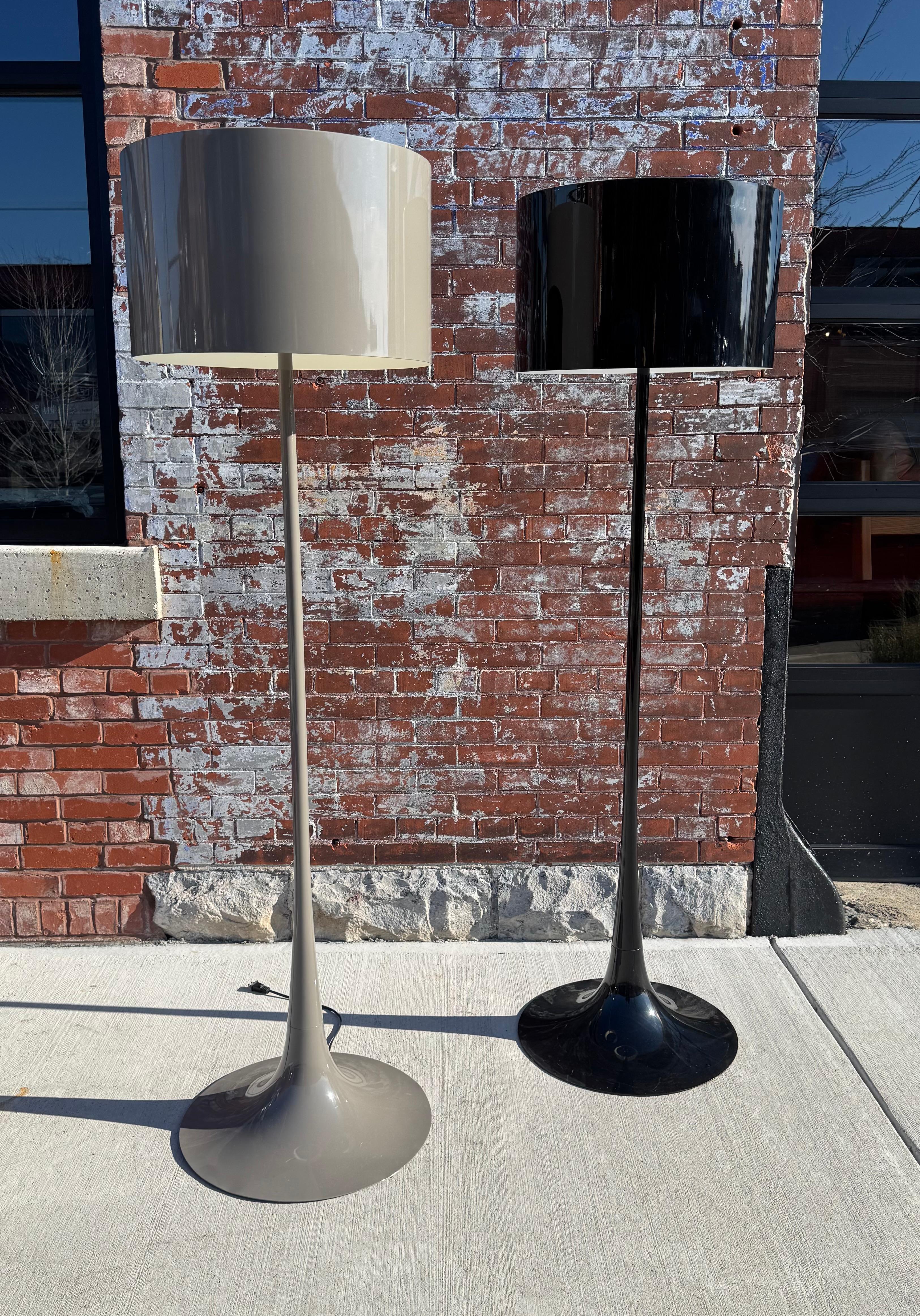 italien Lampadaire FLOS Spun Light by Sebastian Wrong / post modernism , ITALIE en vente