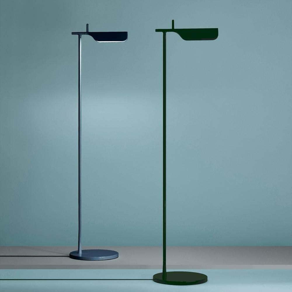 Moderne Lampadaire LED Flos Tab à tête rotative 90, bleu mat en vente