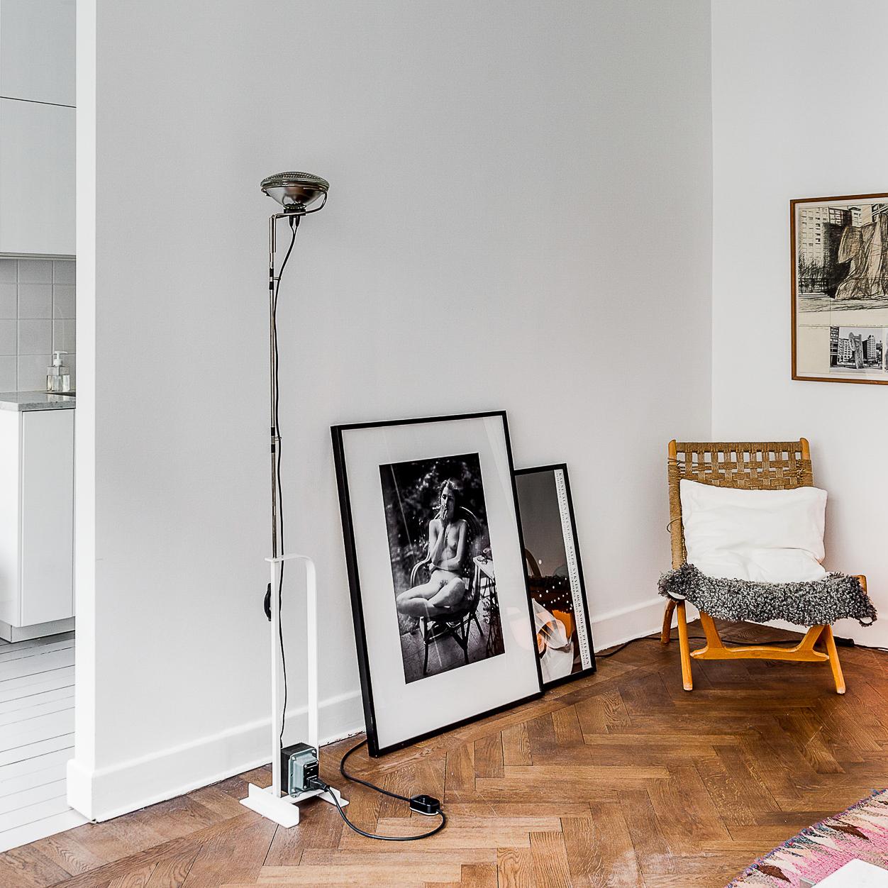 Contemporary FLOS Toio Floor Lamp in White by Achille & Pier Giacomo Castiglioni