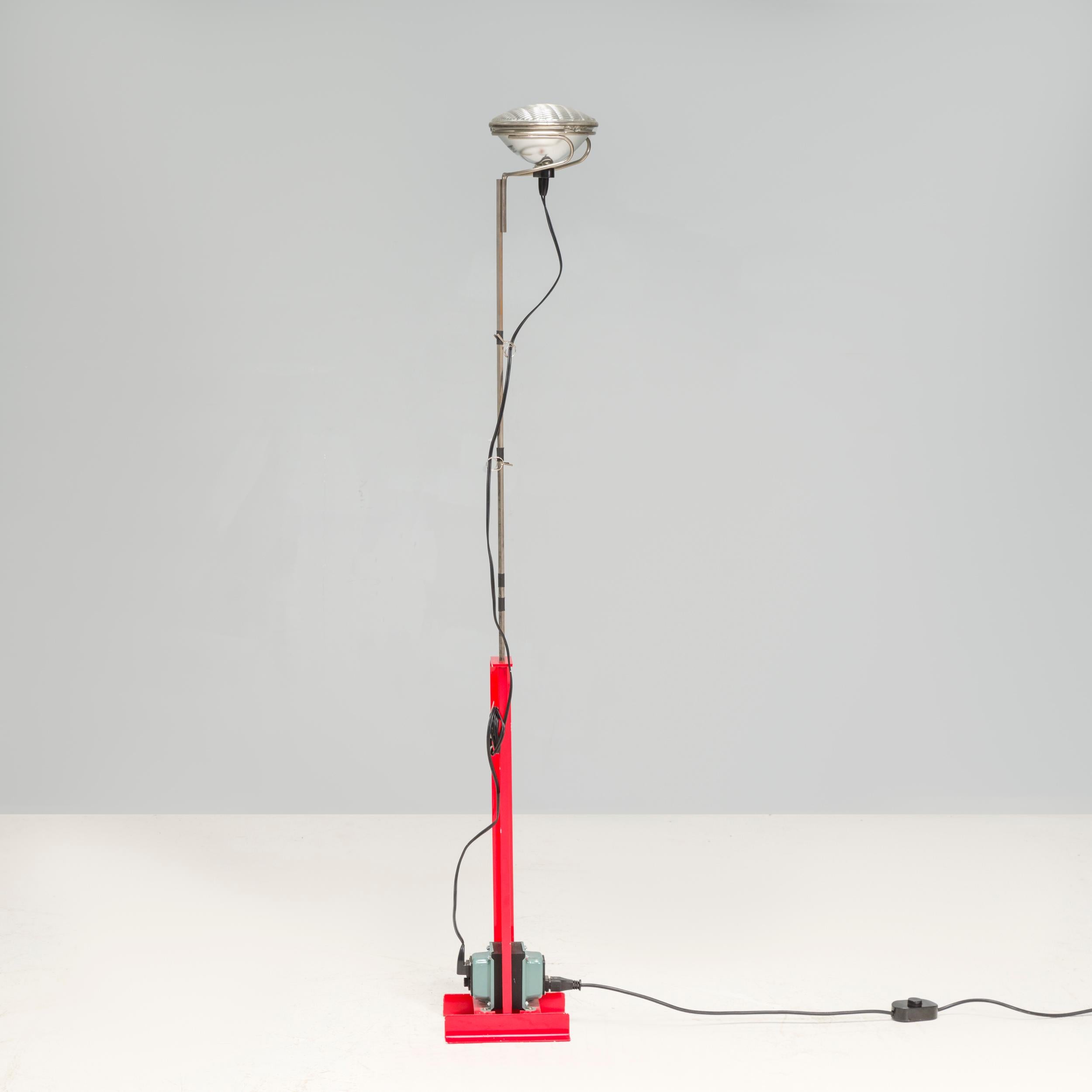 With its legendary silhouette and diffuser inspired by car headlights, the Toio floor lamp by Achille and Pier Giacomo Castiglioni (1962) is a 20thth Century icon. This model is featured in the permanent collection at the MoMa in New York.

Its