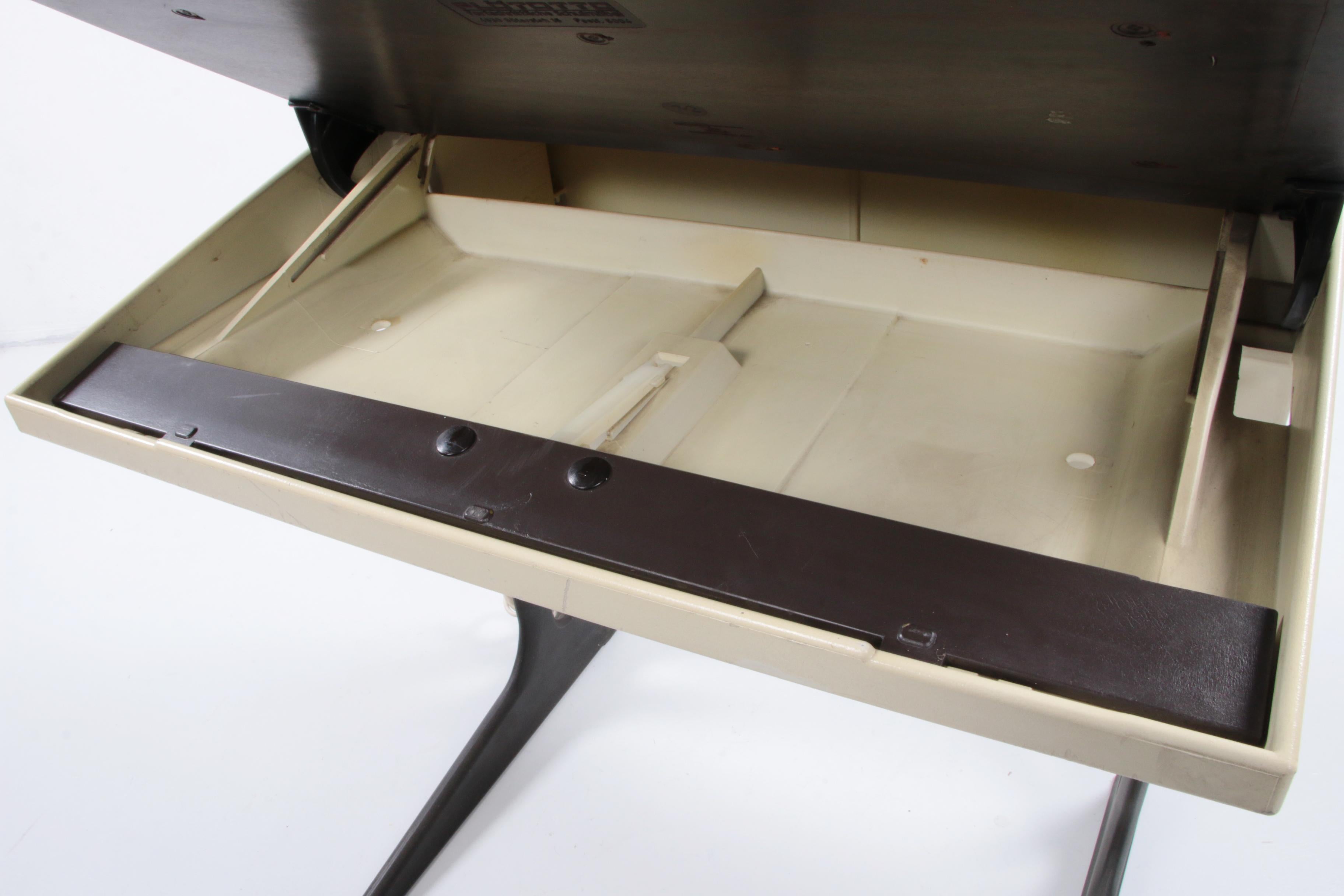 Flötotto Adjustable Desk Design by Luigi Colani, 1970, Germany 10