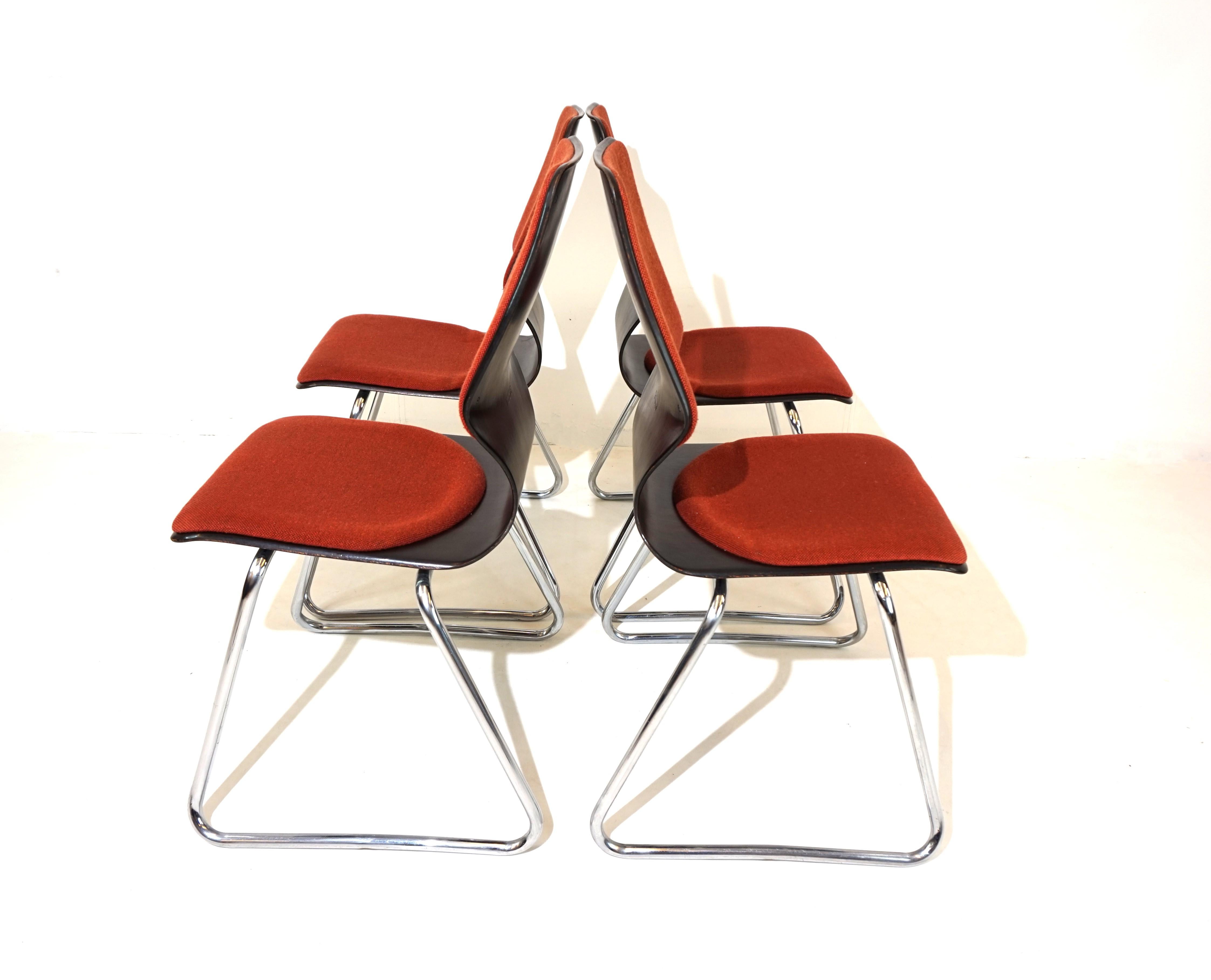 Flötotto set of 4 Pagholz chairs by Elmar Flötotto For Sale 4