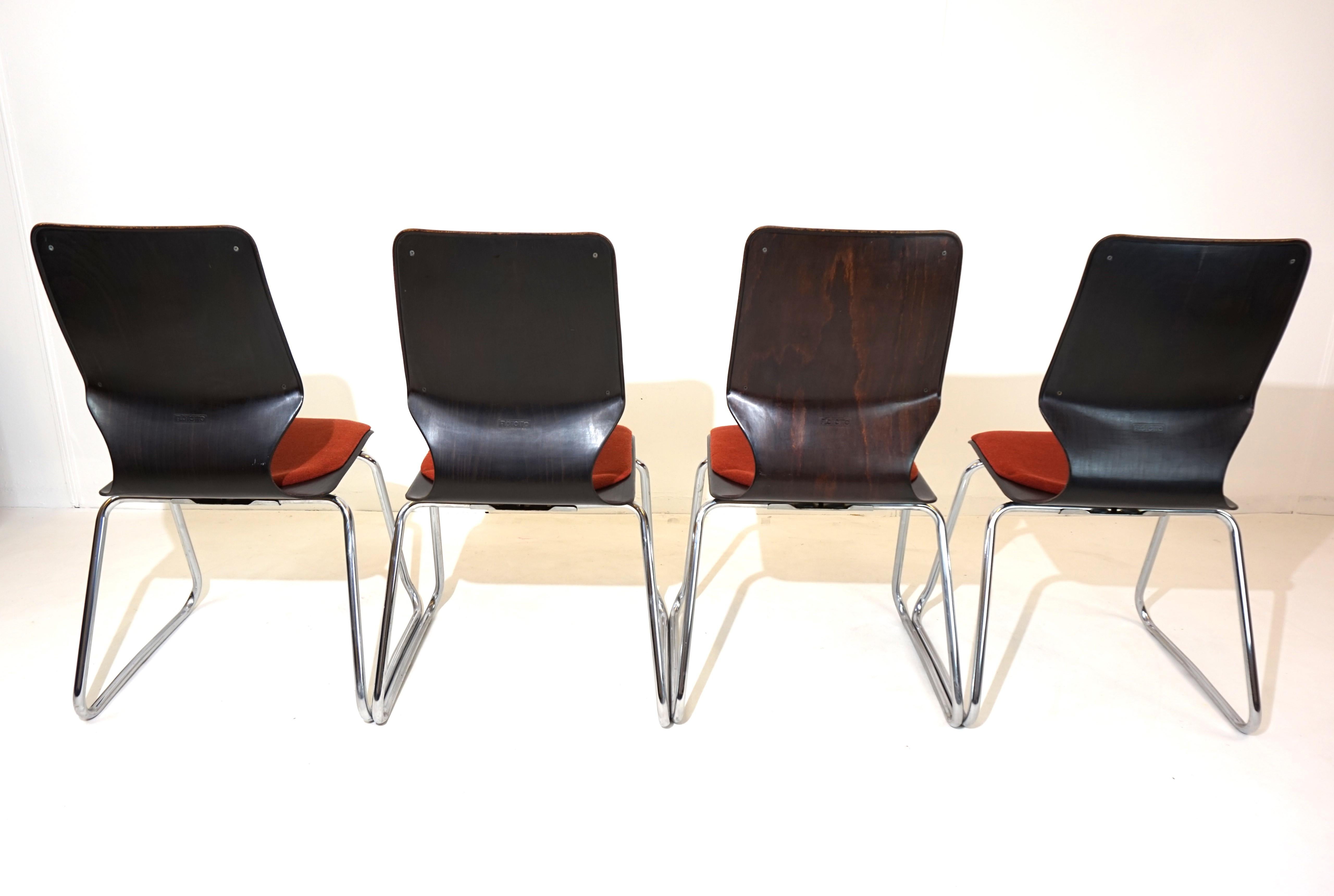 Late 20th Century Flötotto set of 4 Pagholz chairs by Elmar Flötotto For Sale