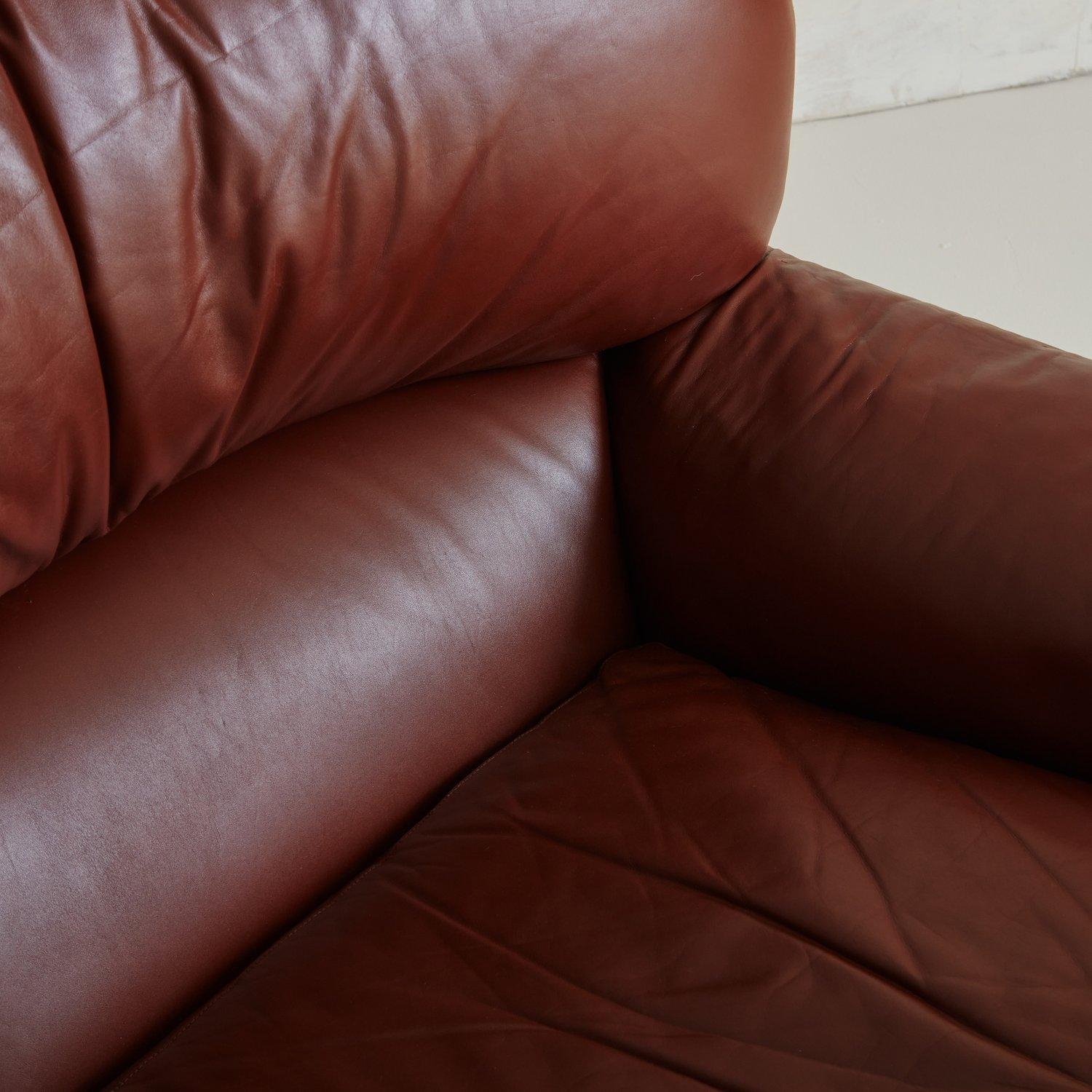 Flou Loungesessel von Augusto Betti für Habitat Faenza, 1968 '2 verfügbar' (Leder) im Angebot