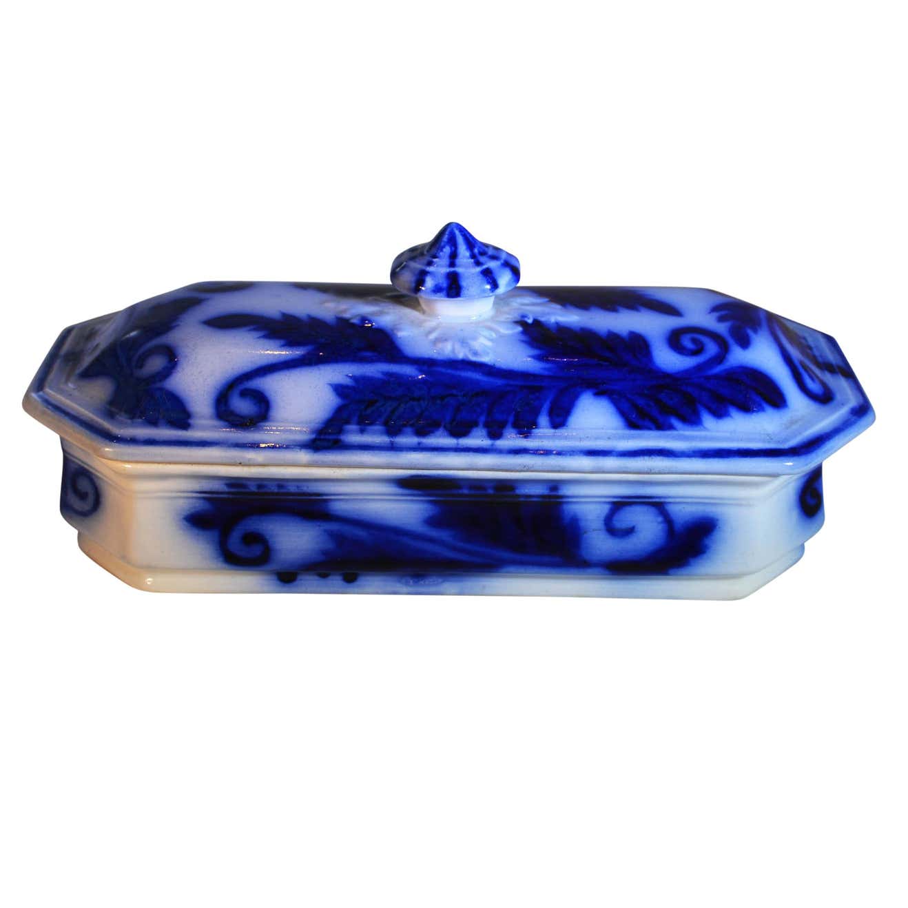 Flow Blue Antique Toothbrush Holder For Sale at 1stDibs