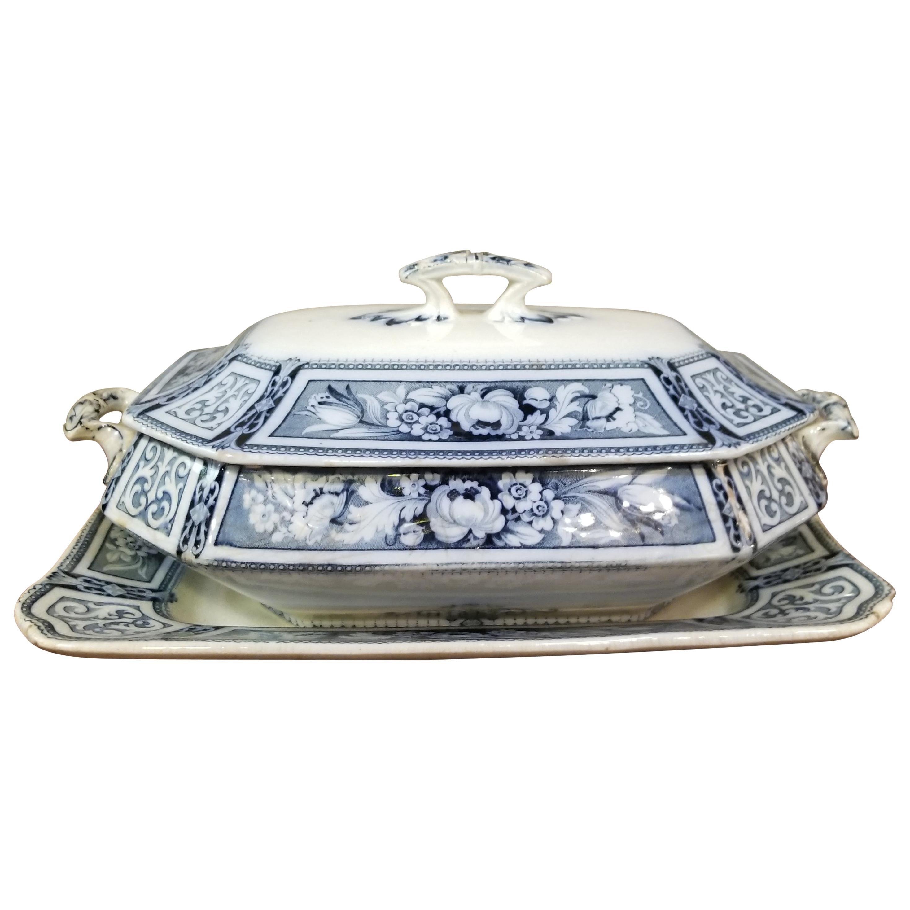 Flow Blue Ceramic Tureen, Early 20th Century For Sale