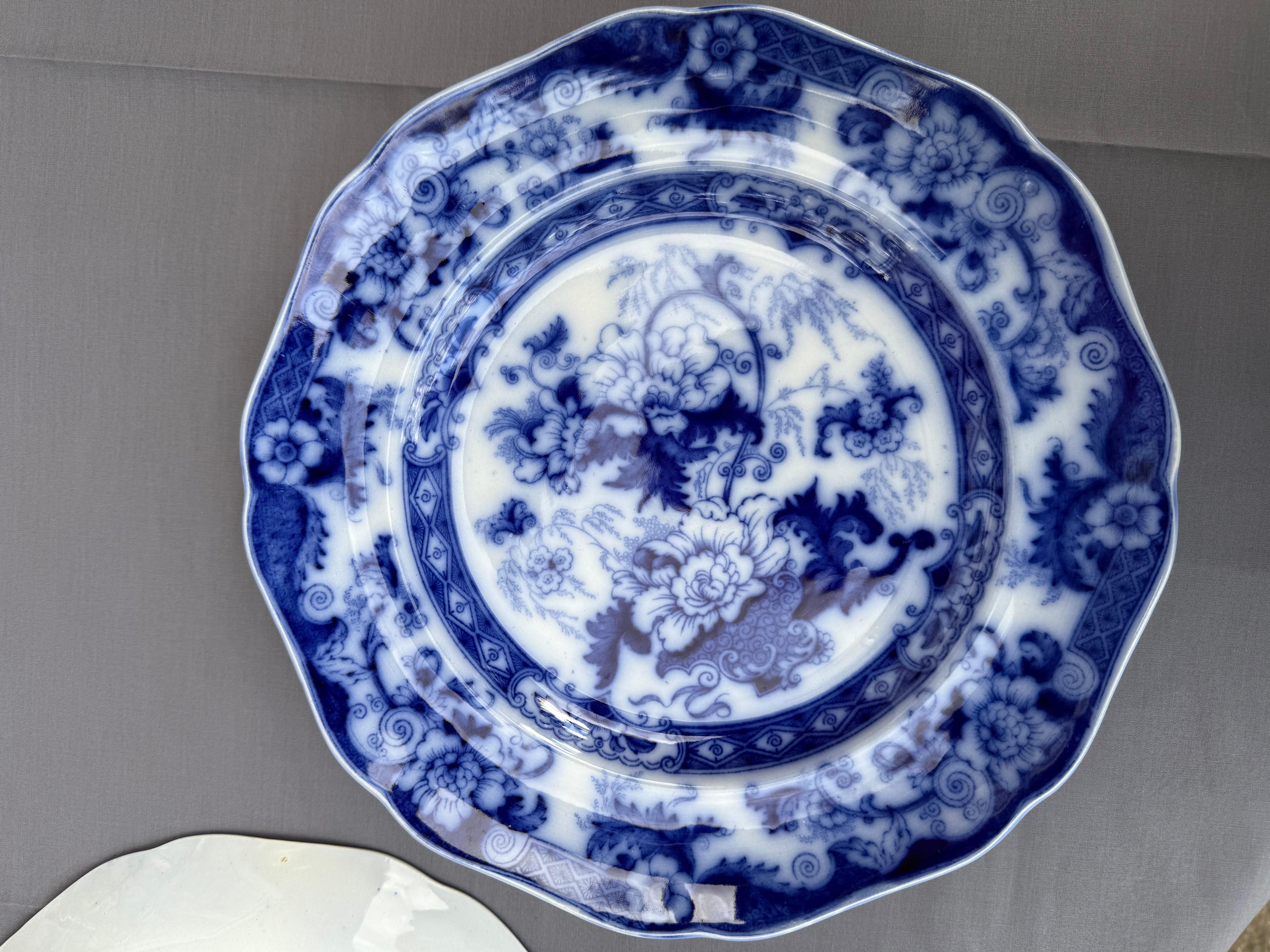 Flow Blue Six Porcelain Dinner Plate Royal Cauldon England Late 19th Century For Sale 2