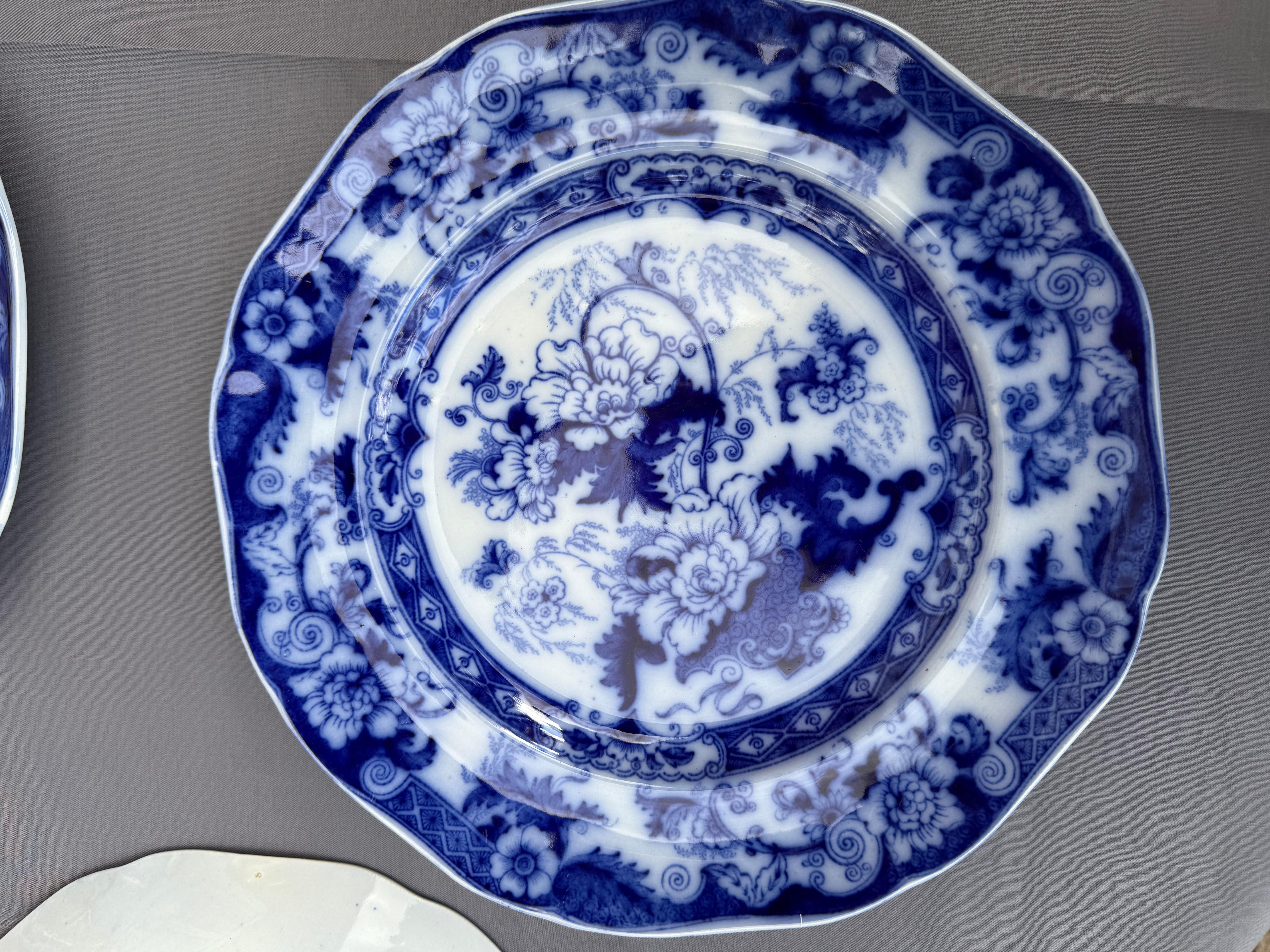 Flow Blue Six Porcelain Dinner Plate Royal Cauldon England Late 19th Century For Sale 3