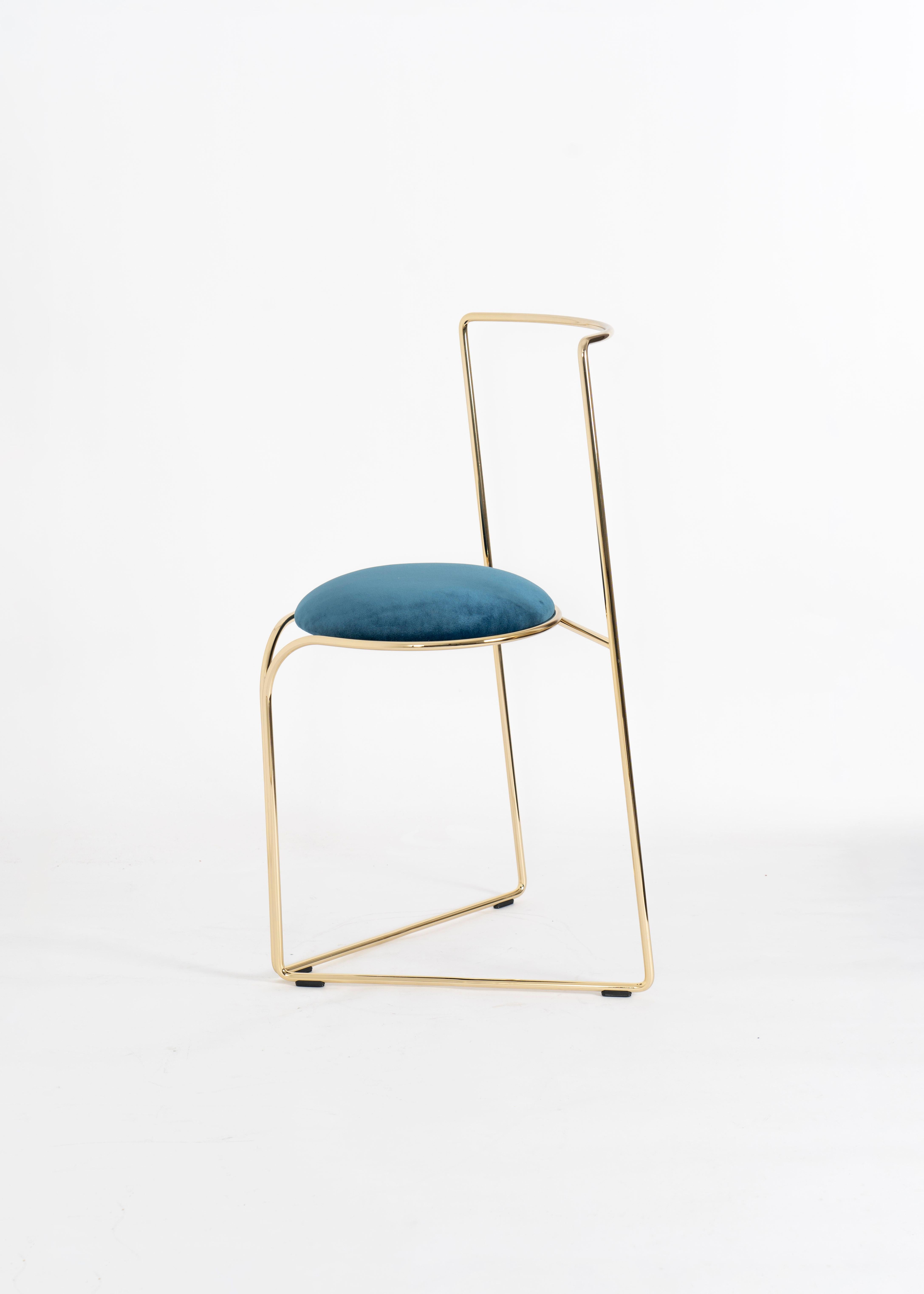 Zeitgenössischer Flow-Stuhl in Goldblau von Enrico Girotti Hergestellt in Italien von LapiegaWD (Minimalistisch) im Angebot