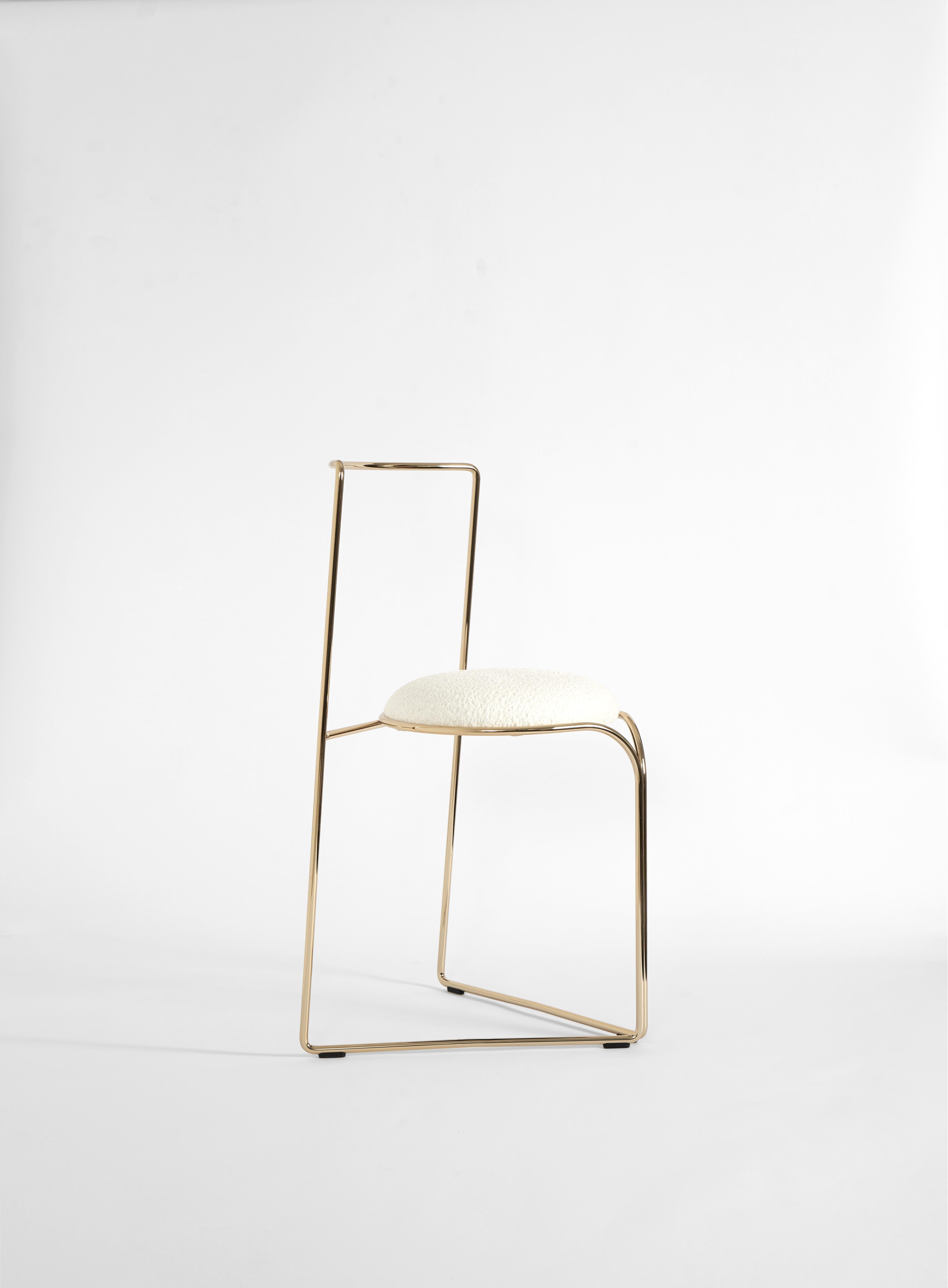 Flow Contemporary Chair in Metal and Fabric For Sale 1