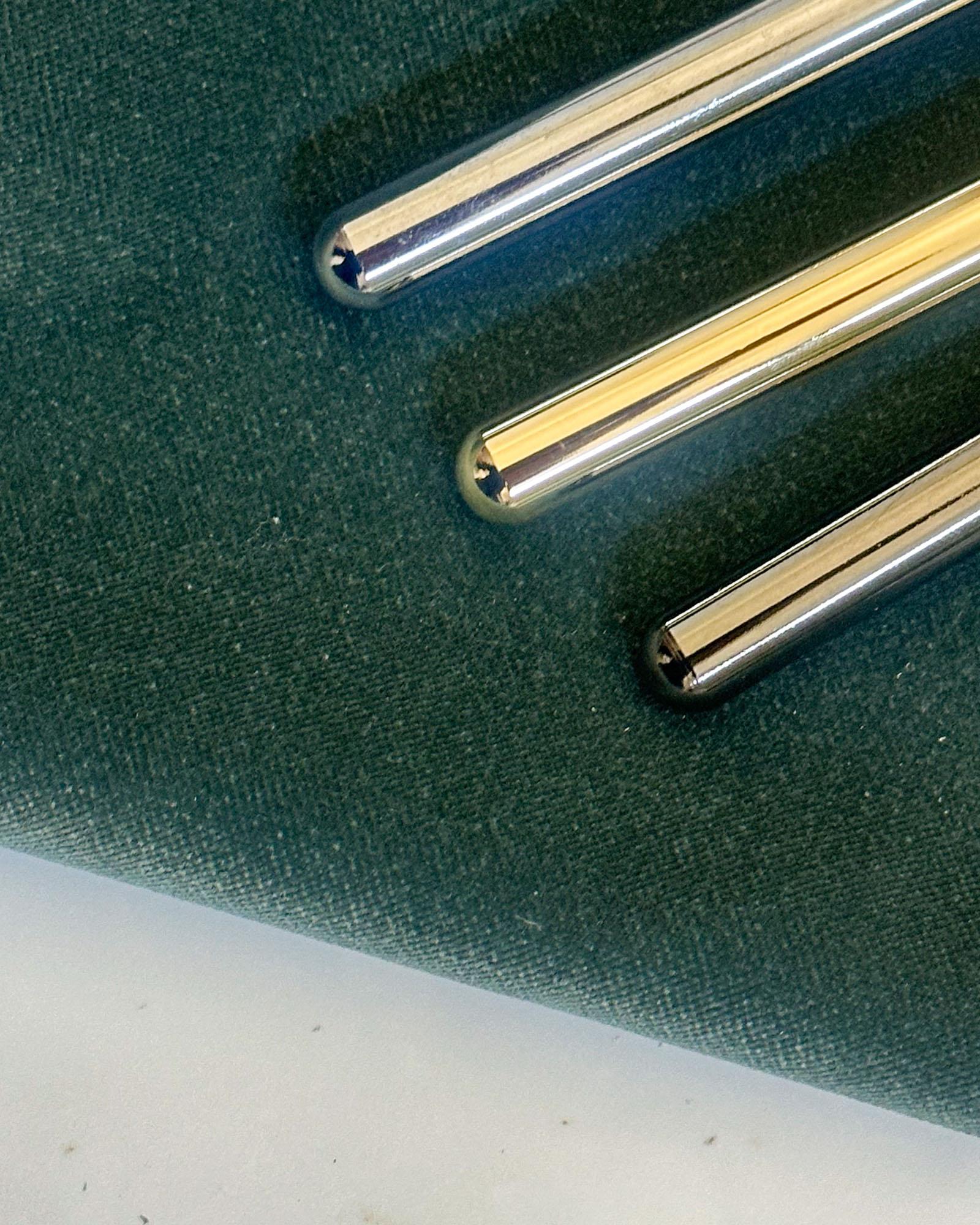 Flow Low Aureo, Taburete contemporáneo Made in Italy de Edizioni Enrico Girotti Acero en venta