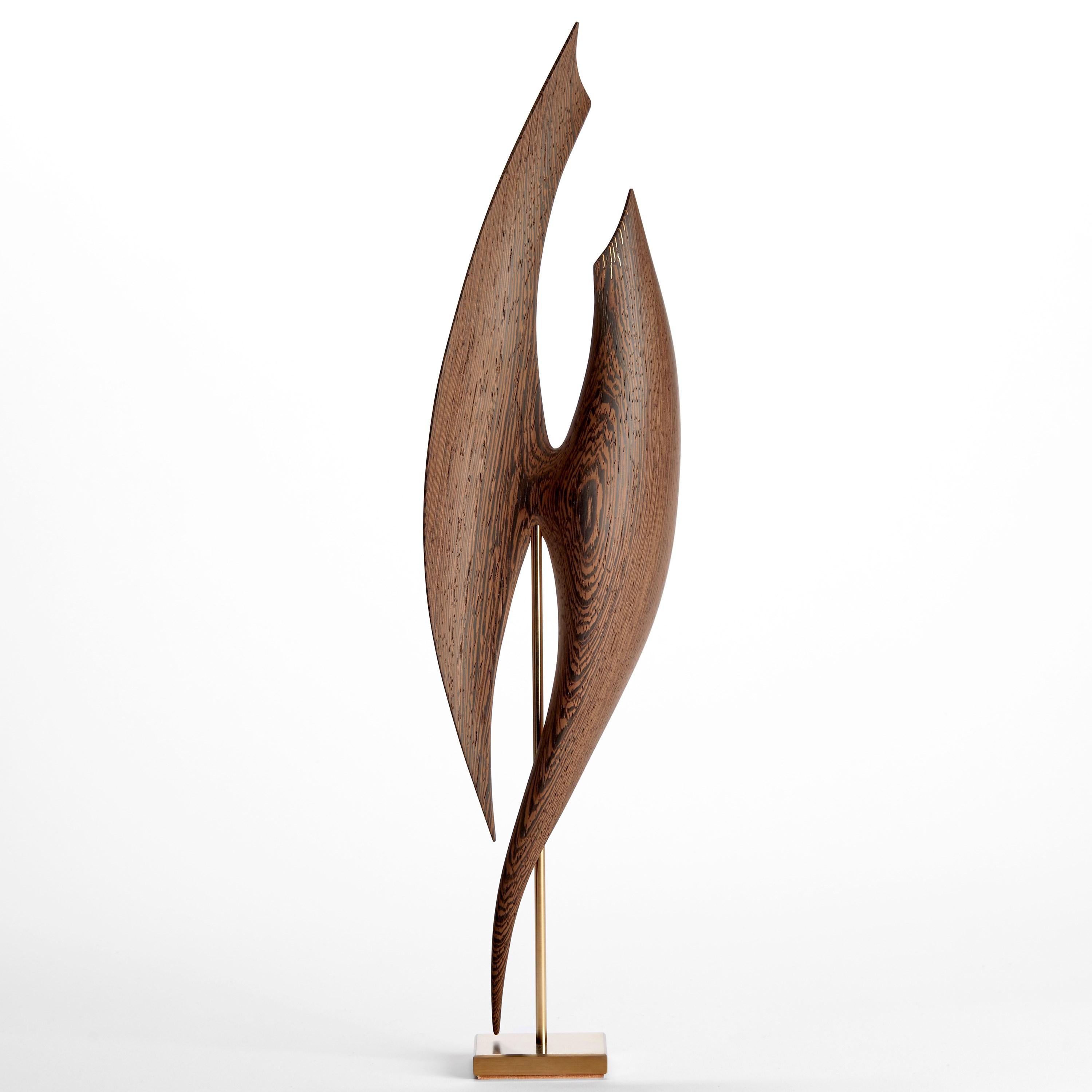 'Flow Petit No 19' is a unique artwork by the Danish artists, Egeværk. It is created from Wengé sourced from Africa - Congo and Cameroon - (wood, FSC* certified) with an inlay of 24ct fine gold and gold plated stainless steel foot. Signed on the