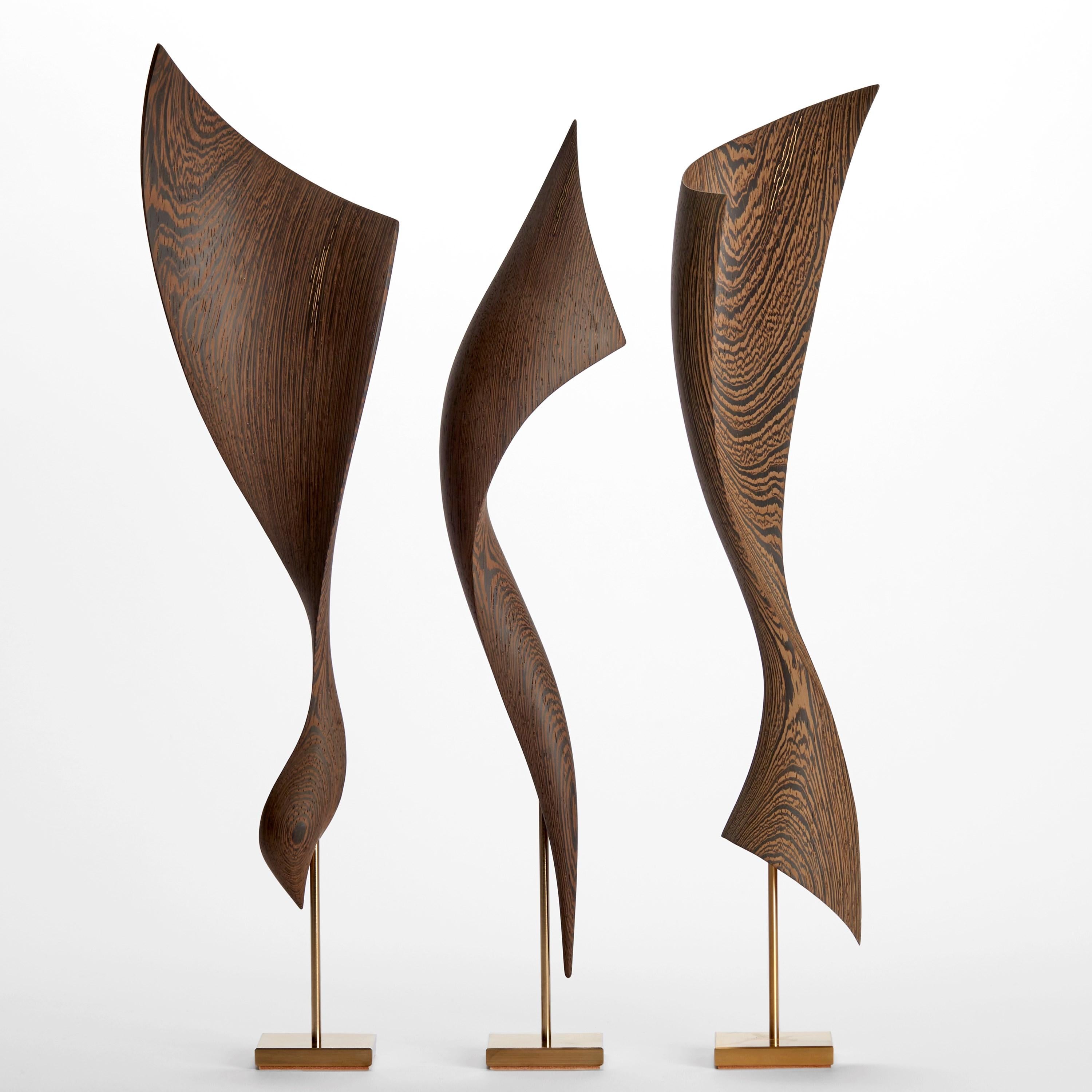  Flow Petit No 20, abstract fluid Wenge wood & gold mounted sculpture by Egeværk In New Condition For Sale In London, GB