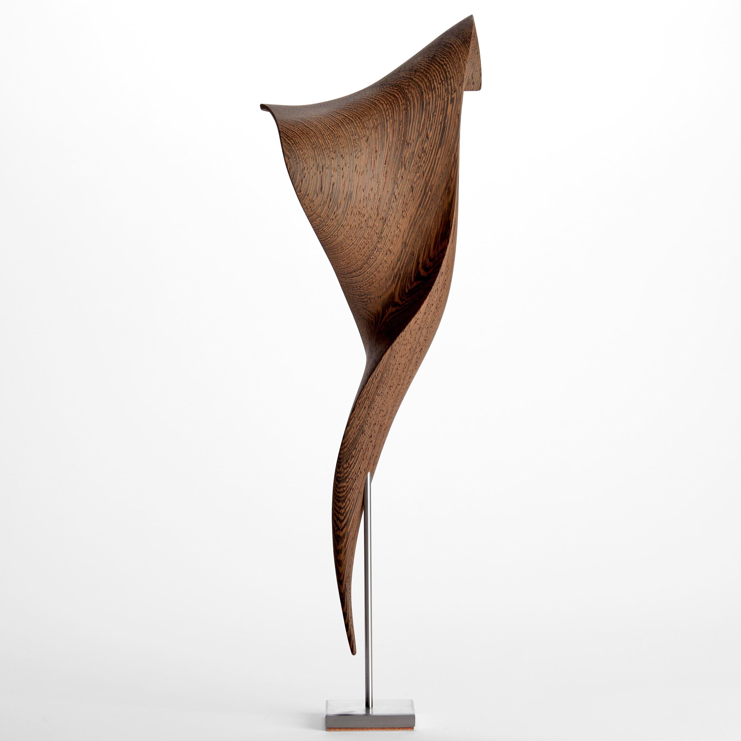 Hand-Crafted Flow Petit No 22, fluid abstract wooden sculpture by the Danish Studio Egeværk For Sale