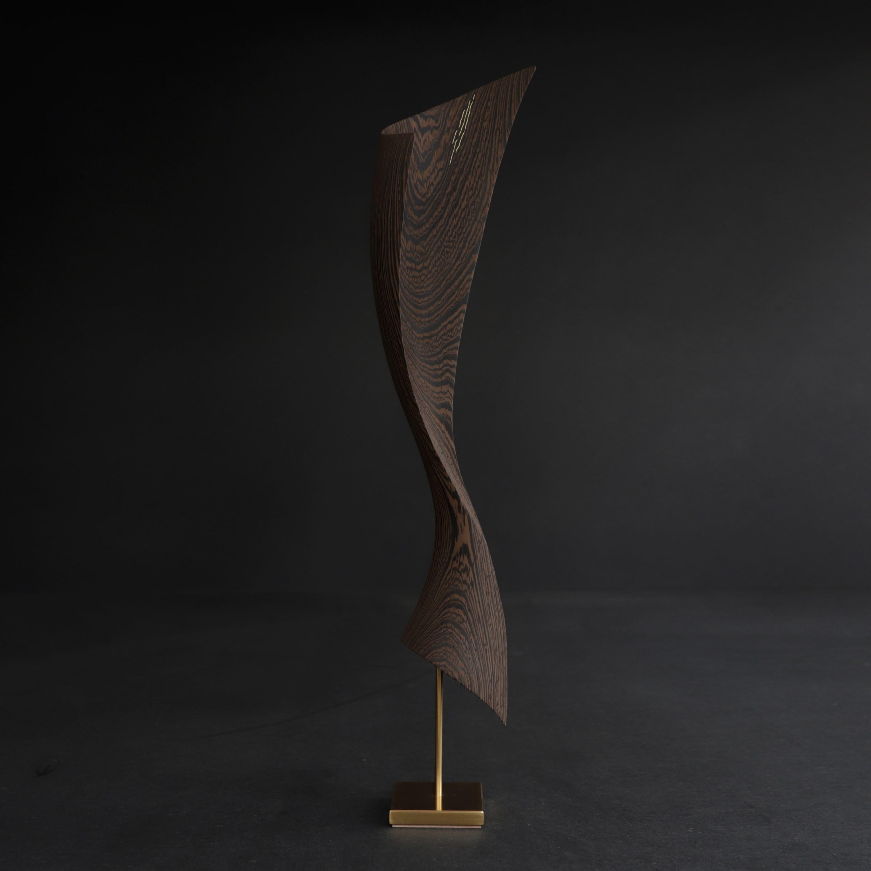 Flow Petit No 7, an Abstract Wood & Gold Sculpture by the Danish Studio Egeværk For Sale 2