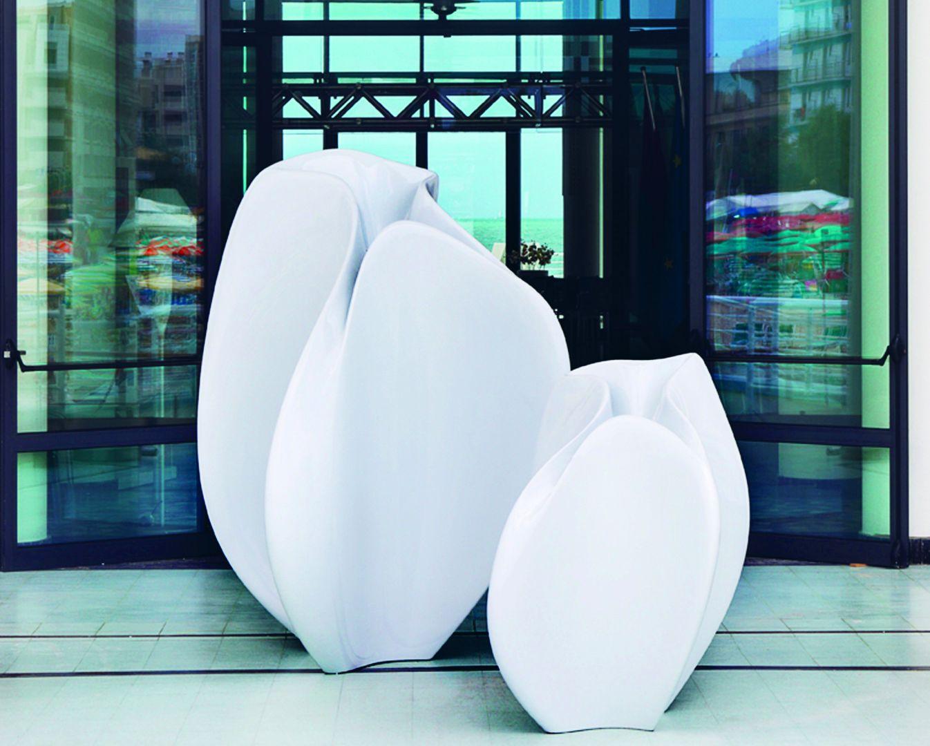 Grande jardinière laquée Bianco de Serralunga, Zaha Hadid en vente 4