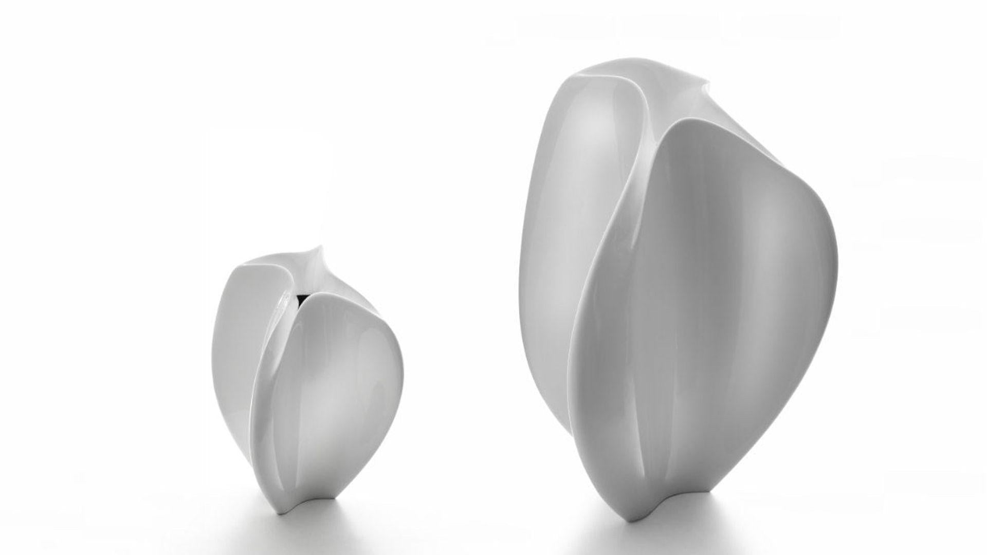 italien Grande jardinière laquée Bianco de Serralunga, Zaha Hadid en vente