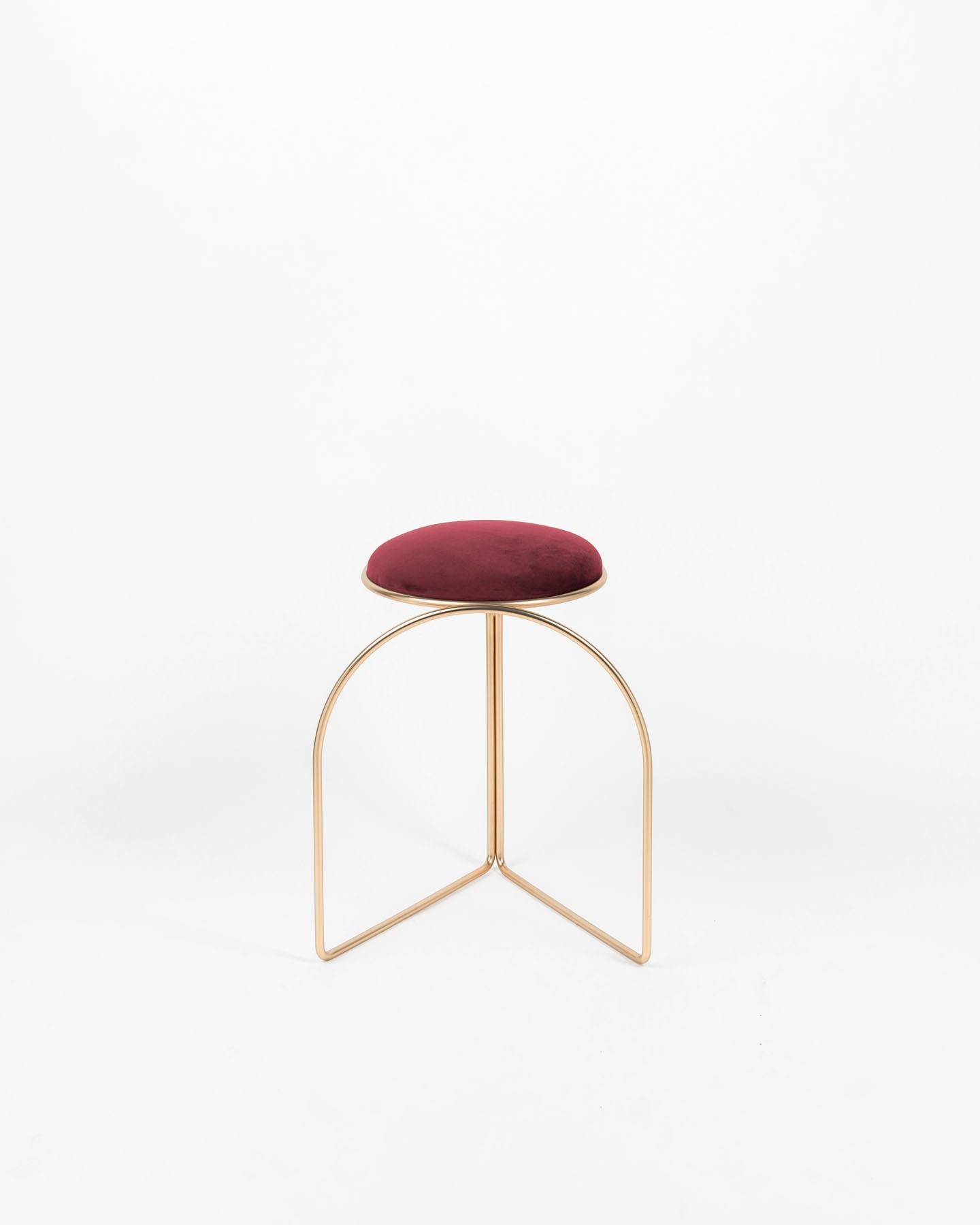 Galvanisé Flow Low Aureo, Tabouret contemporain fabriqué en Italie par Edizioni Enrico Girotti en vente