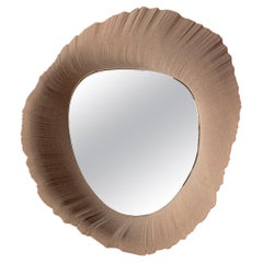 Miroir mural Flow, Nature Sand - par Rive Roshan