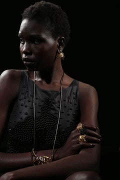 FLOWEN Clous d'oreilles et vestes Aoda en argent sterling, or 18 carats et diamants noirs