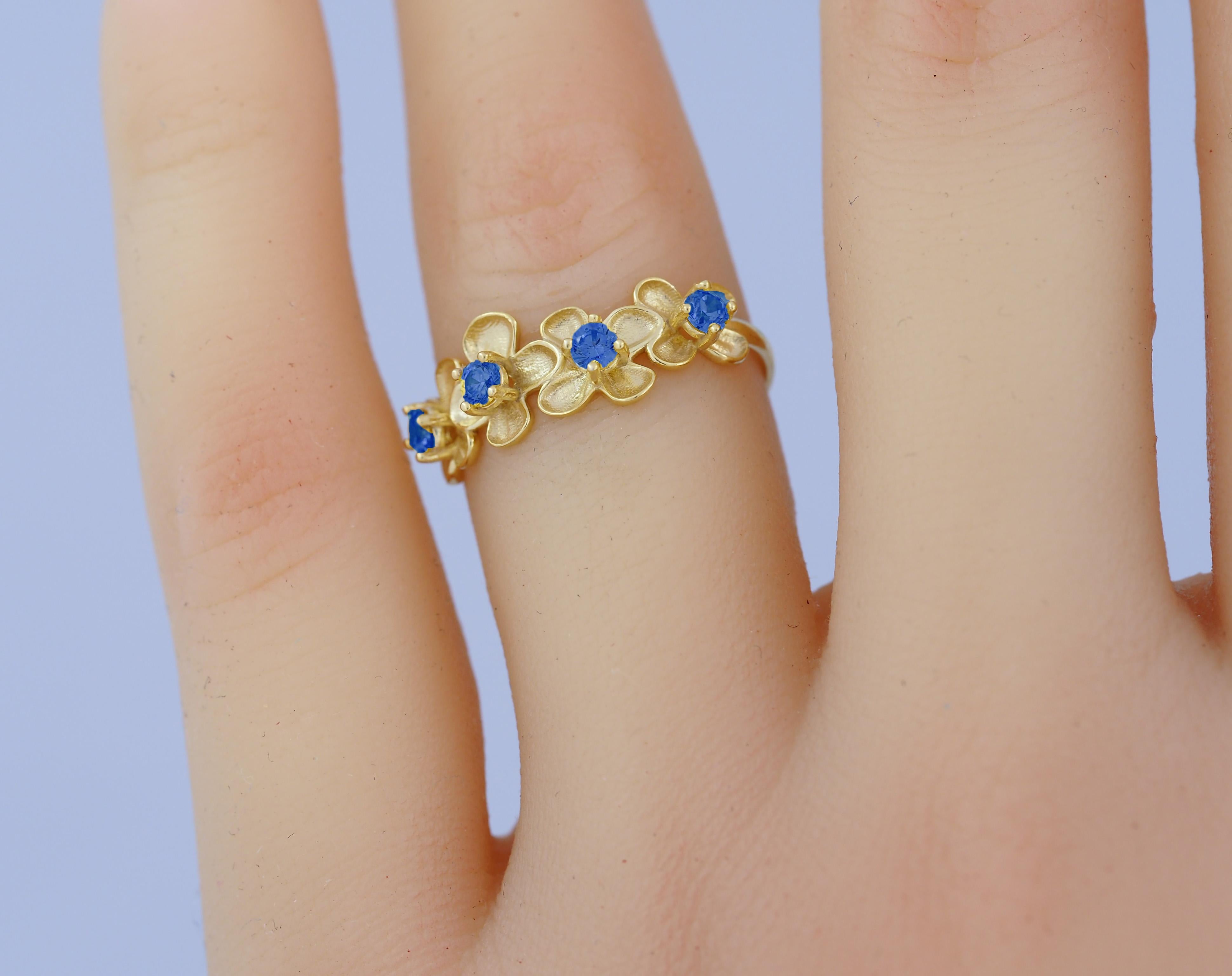 in vendita:  Anello in oro 14k a forma di fiore 5