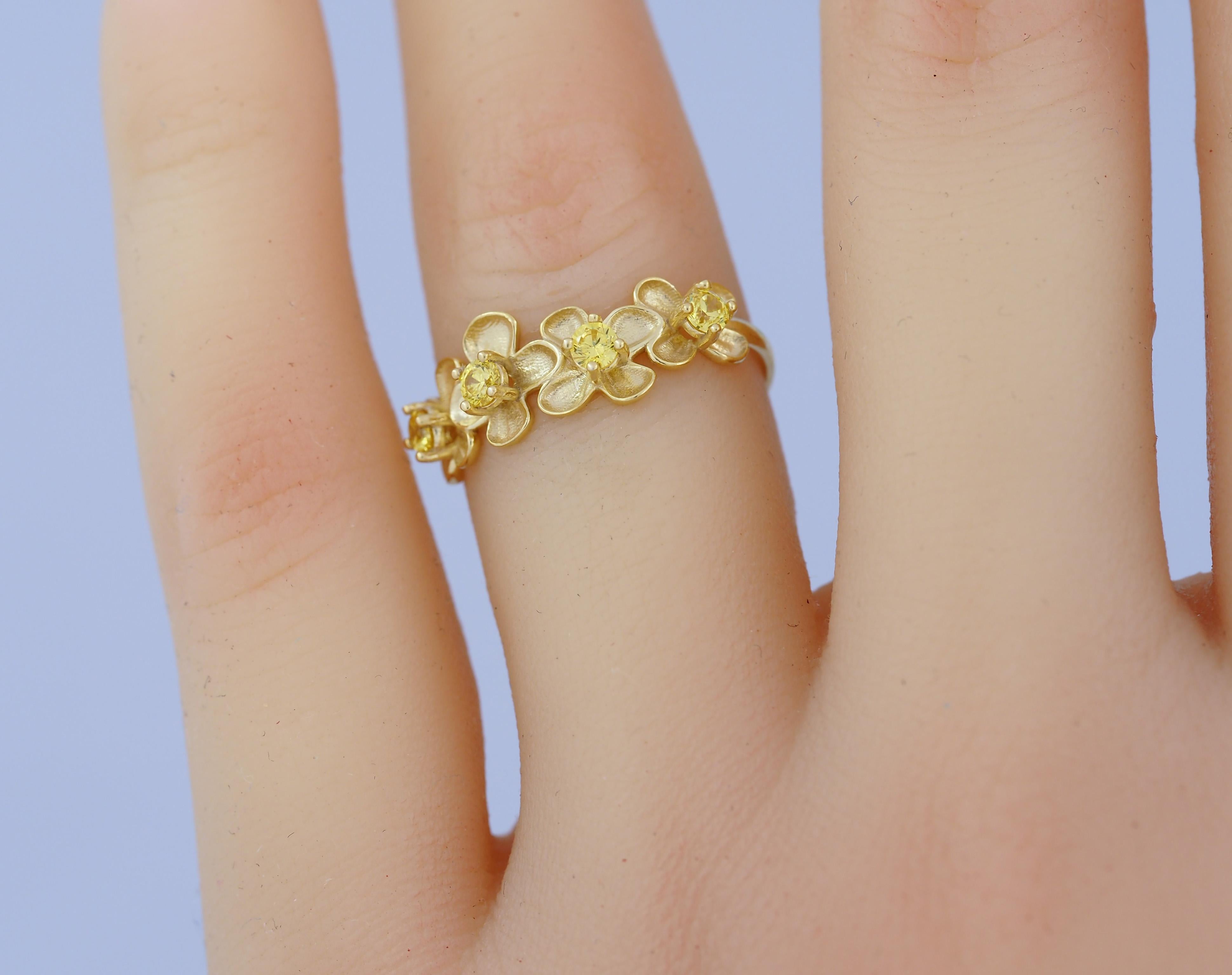 in vendita:  Anello in oro 14k a forma di fiore 6