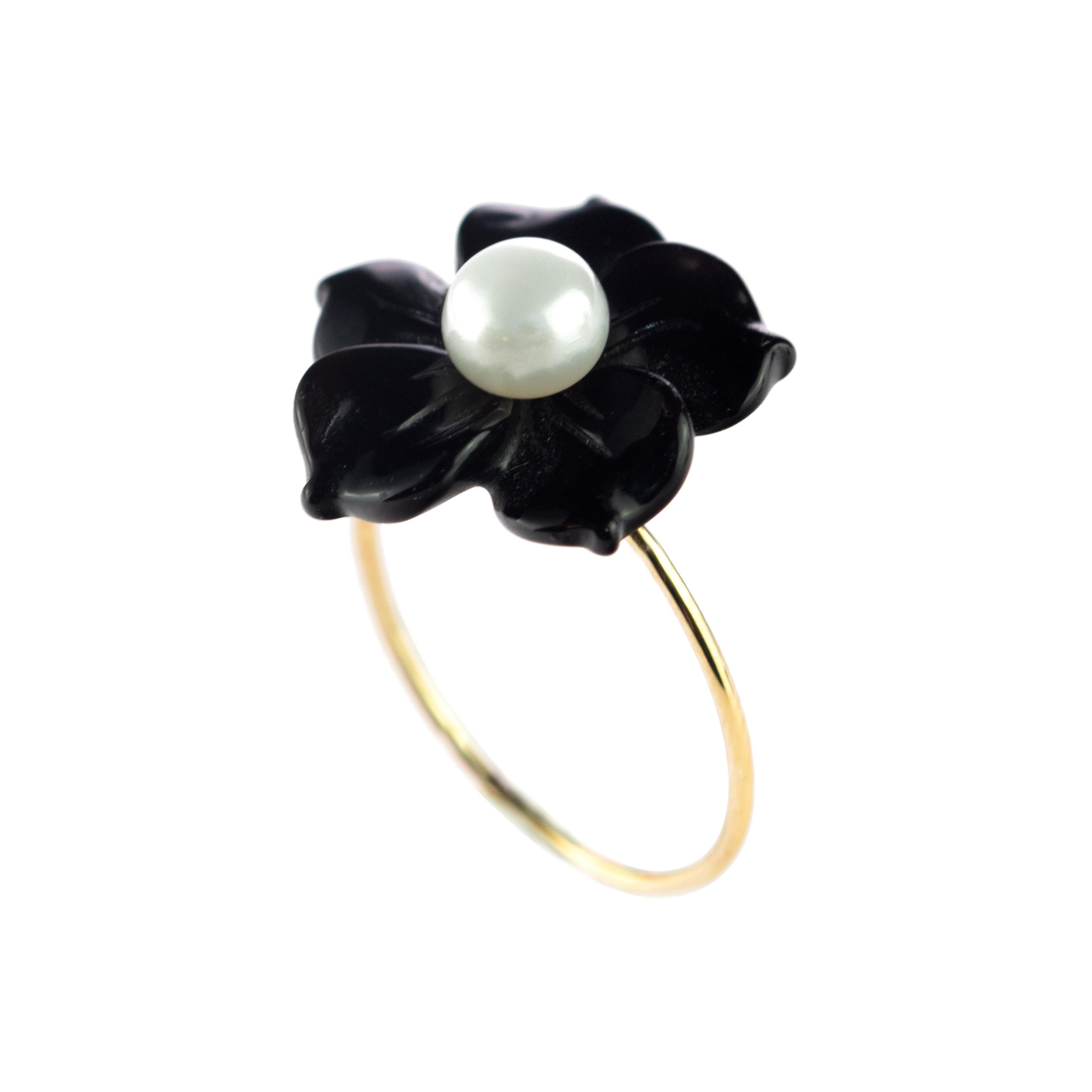 Flower 9 Karat Gold Black Agate Freshwater Pearl Spring Handmade Italian Ring For Sale