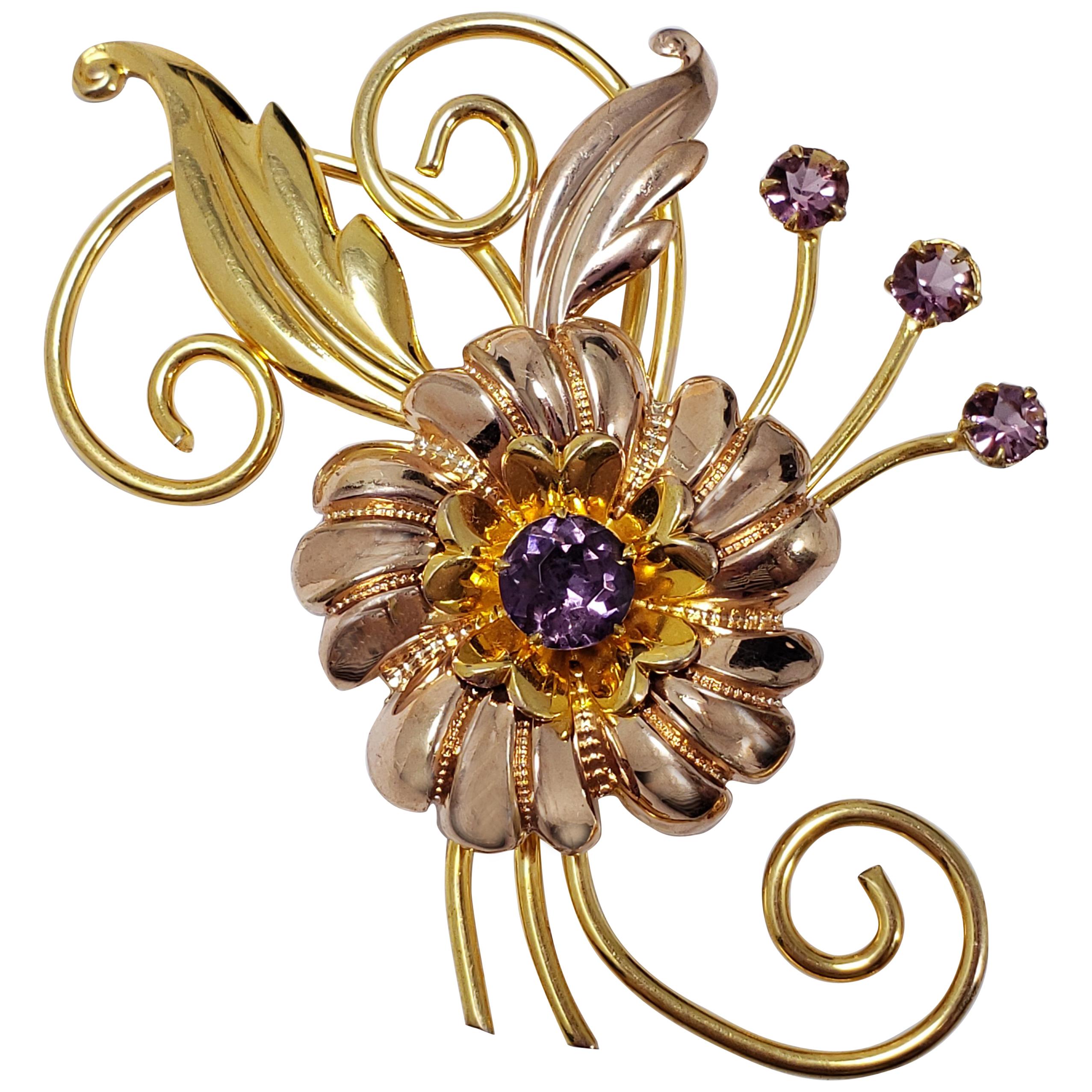 Flower and Leaf Amethyst Crystal Pin Brooch in Gold, Mid 1900s For Sale