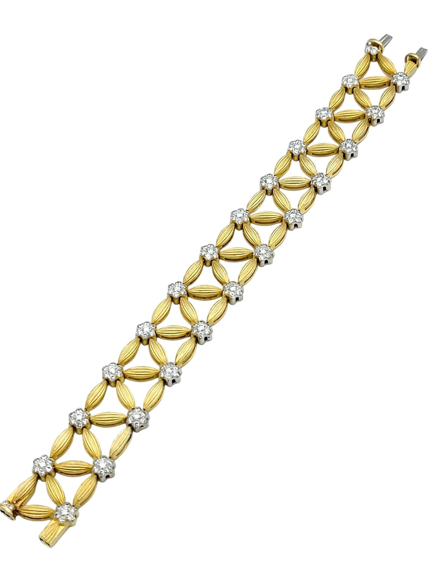 Round Cut Flower and Leaf Motif Diamond Open Link Bracelet Set in 18 Karat Yellow Gold For Sale