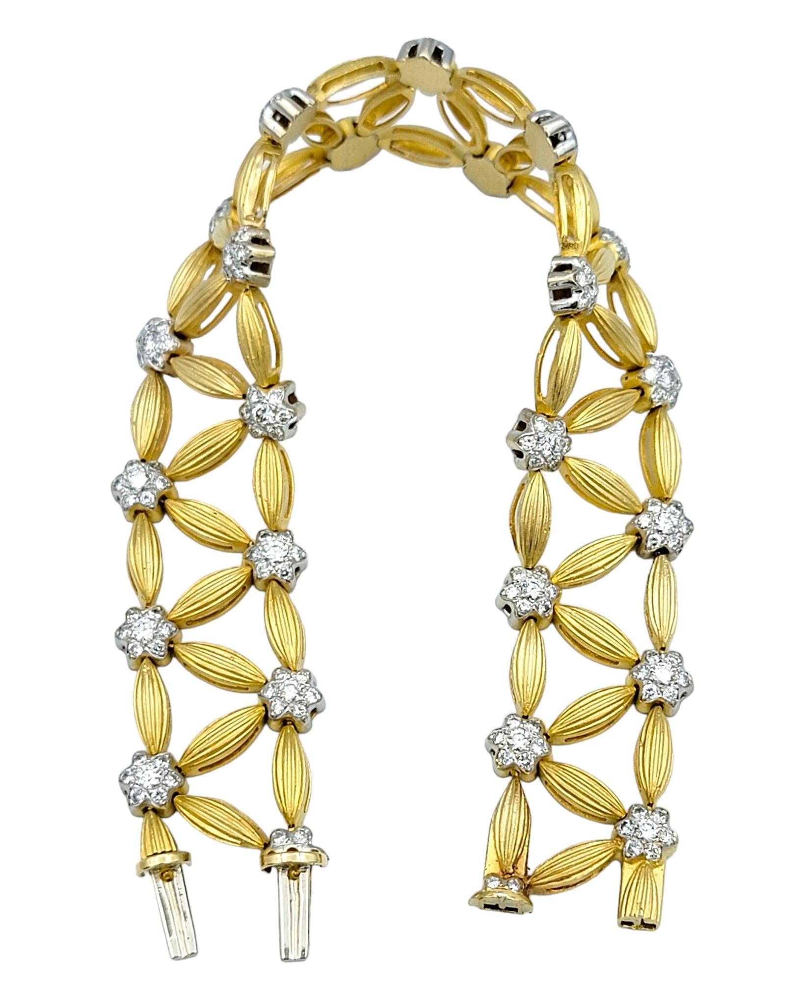 Women's Flower and Leaf Motif Diamond Open Link Bracelet Set in 18 Karat Yellow Gold For Sale